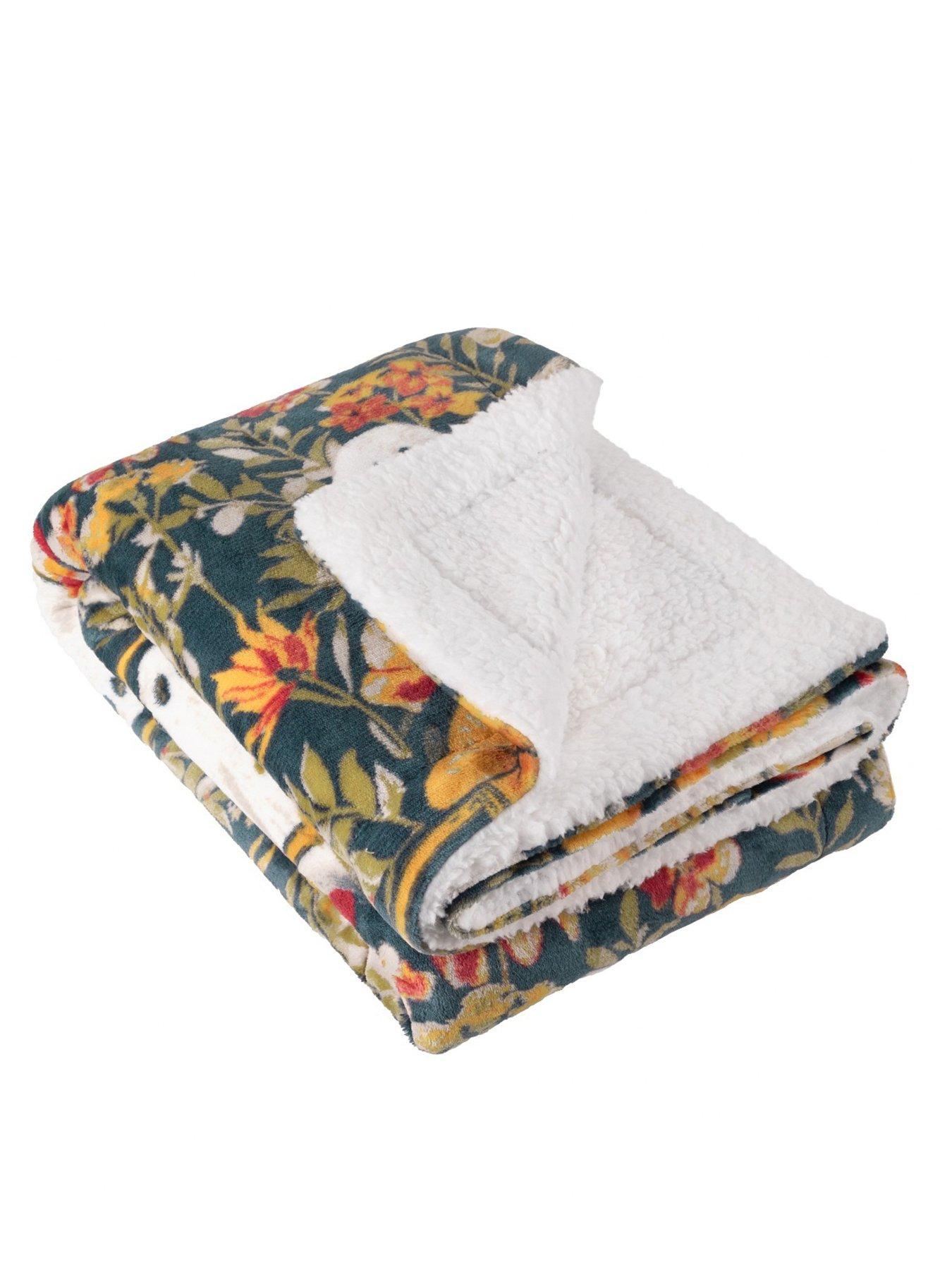 Image 3 of 6 of Furn Bootanical 130x180 Sherpa Throw Multi