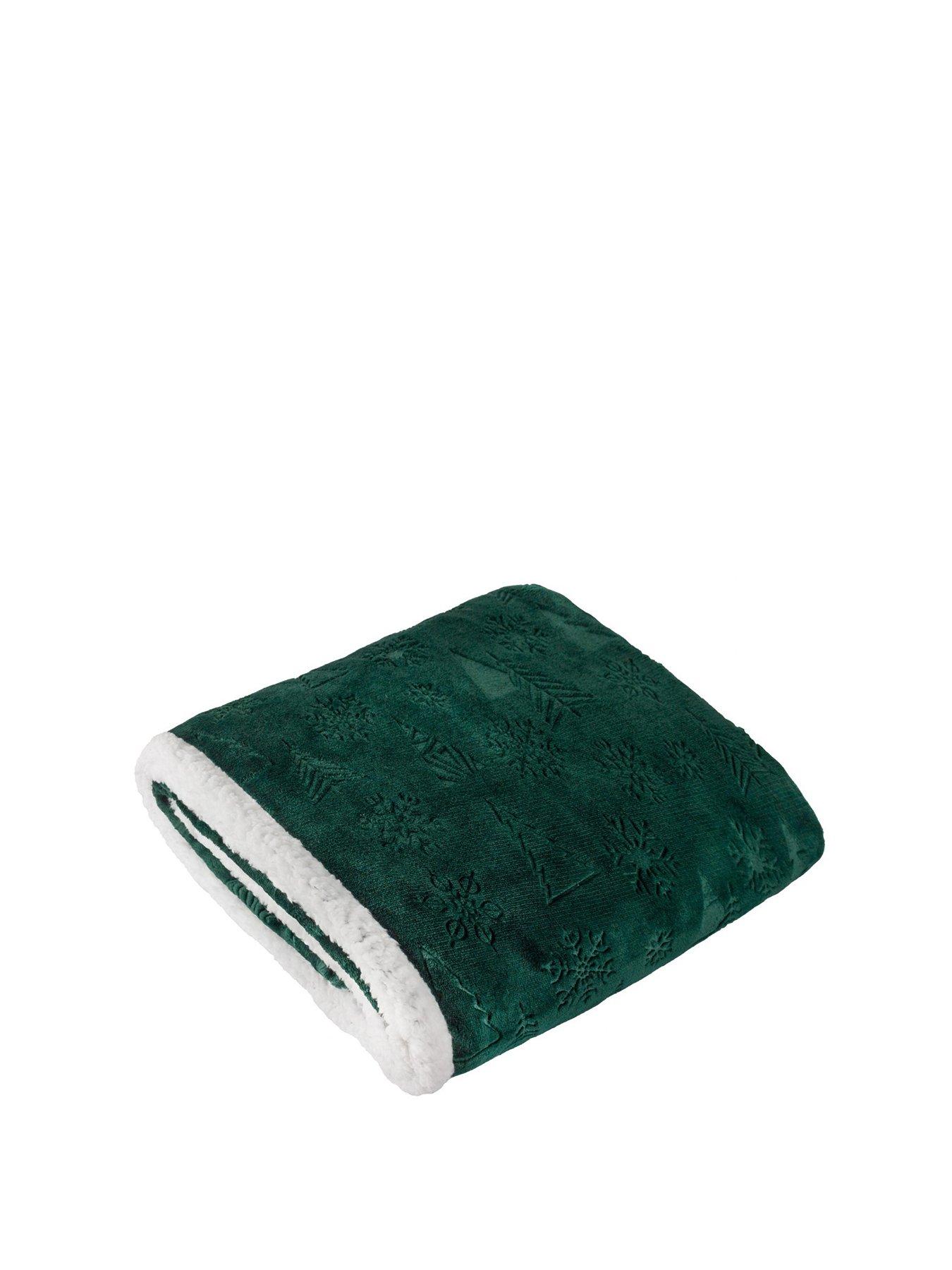 Image 2 of 7 of Furn Festive Time Sherpa 140x180 Throw Emerald