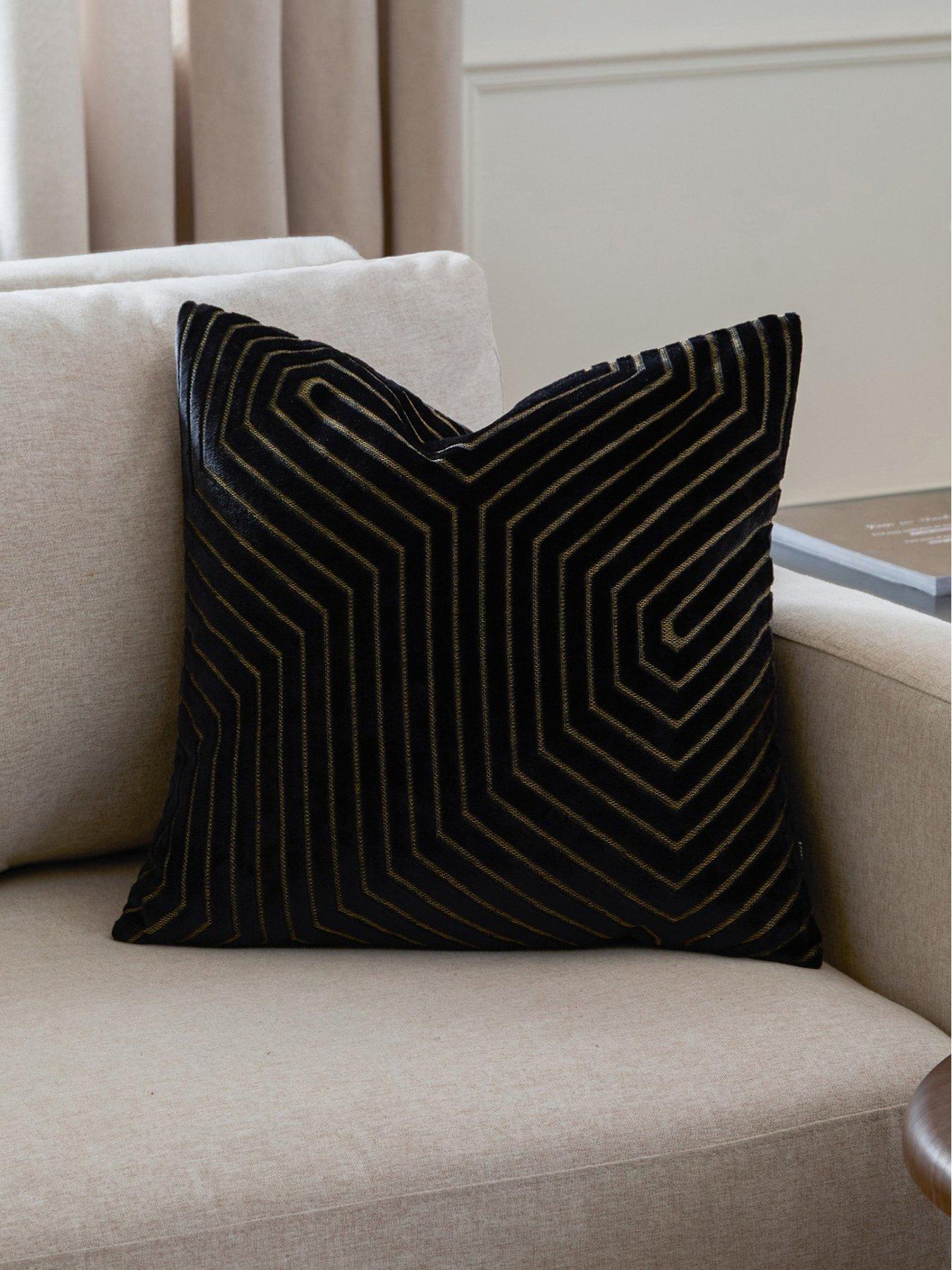 Paoletti Evoke Polyester Cushion