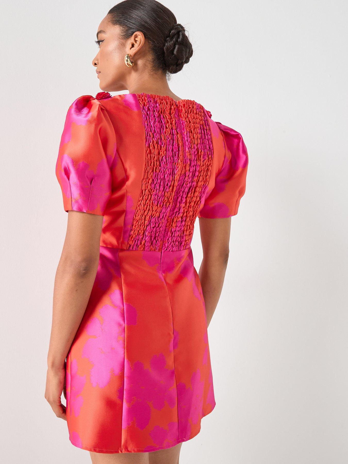 stillFront image of elliatt-eloise-a-line-mini-dress-red