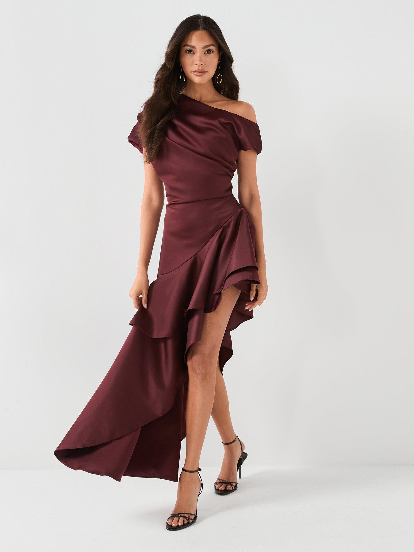 elliatt-livia-gown-burgundy-red