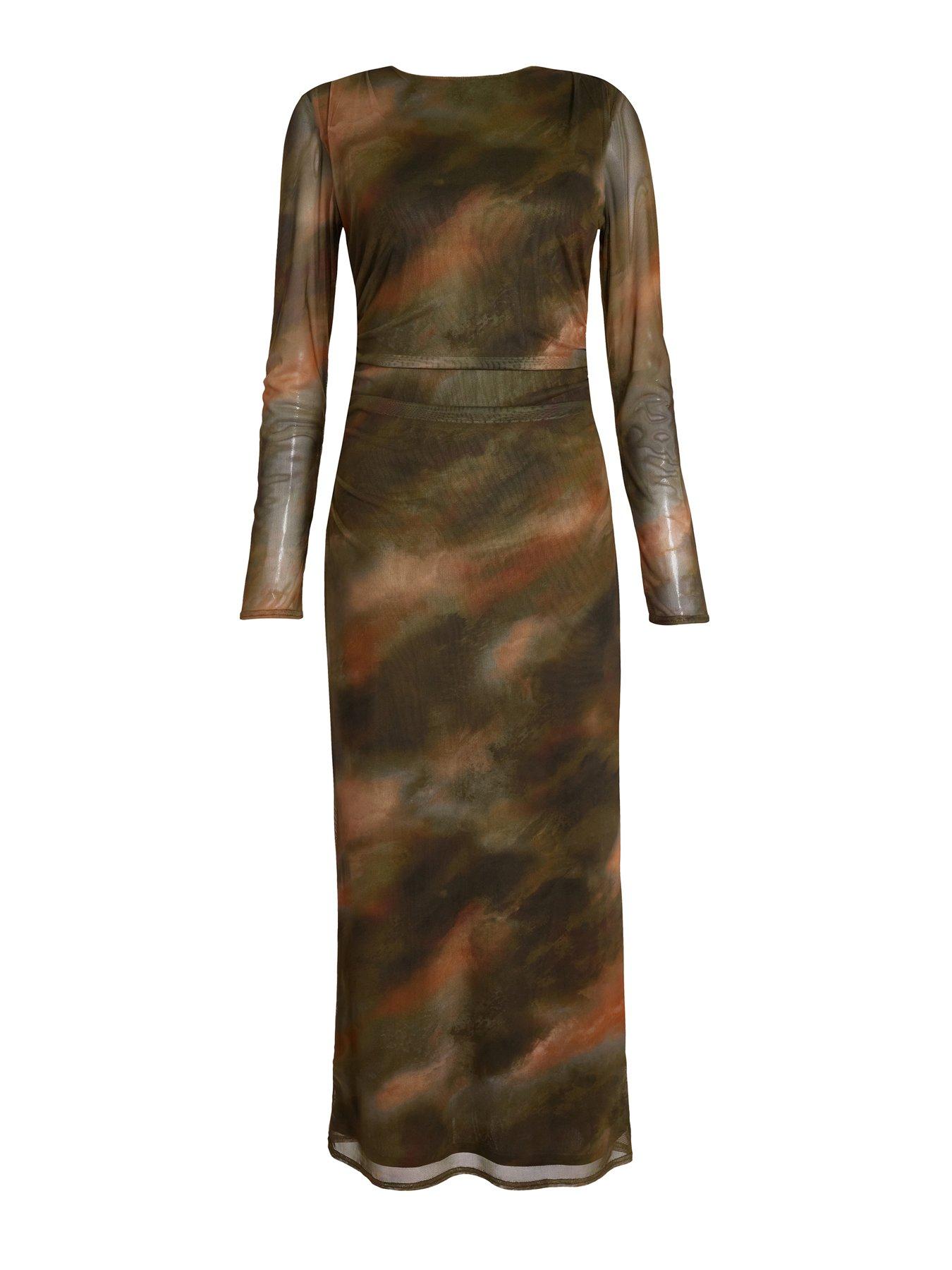 Image 5 of 6 of Quiz Khaki Printed Long Sleeve Midaxi Dress
