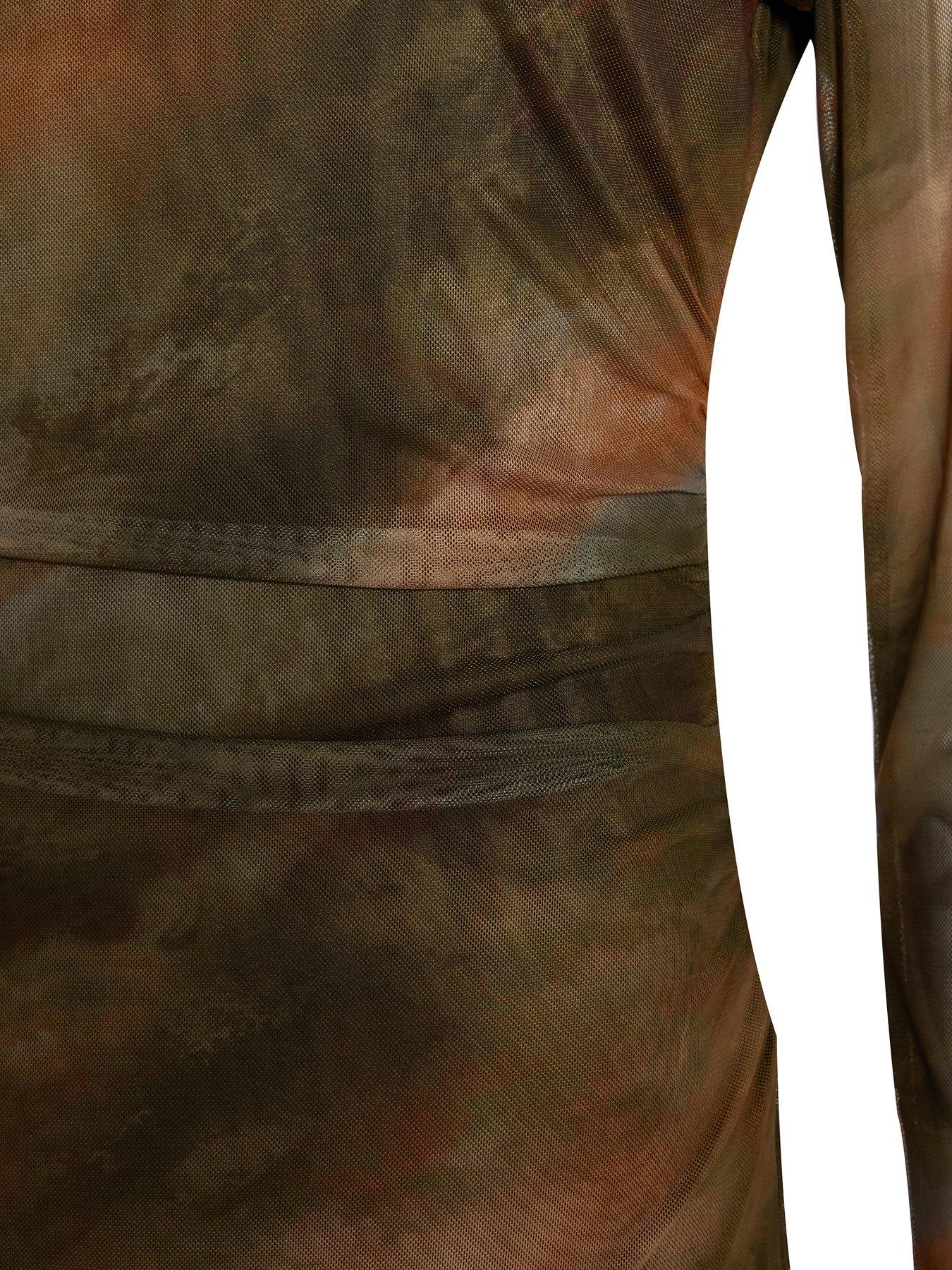 Image 6 of 6 of Quiz Khaki Printed Long Sleeve Midaxi Dress