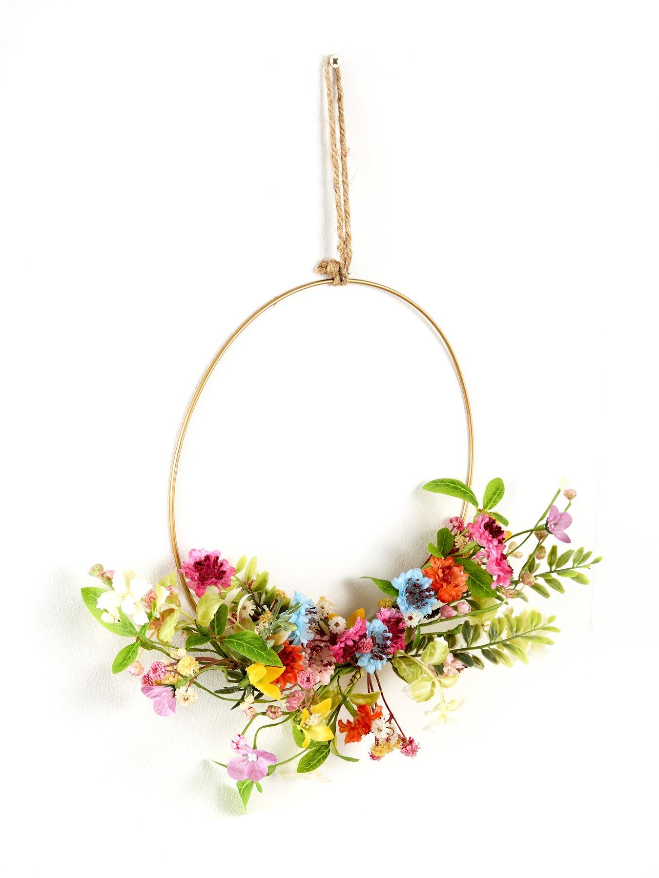 Image 3 of 6 of The Very Collection Meadow Flowers Wreath&nbsp;- 30cm