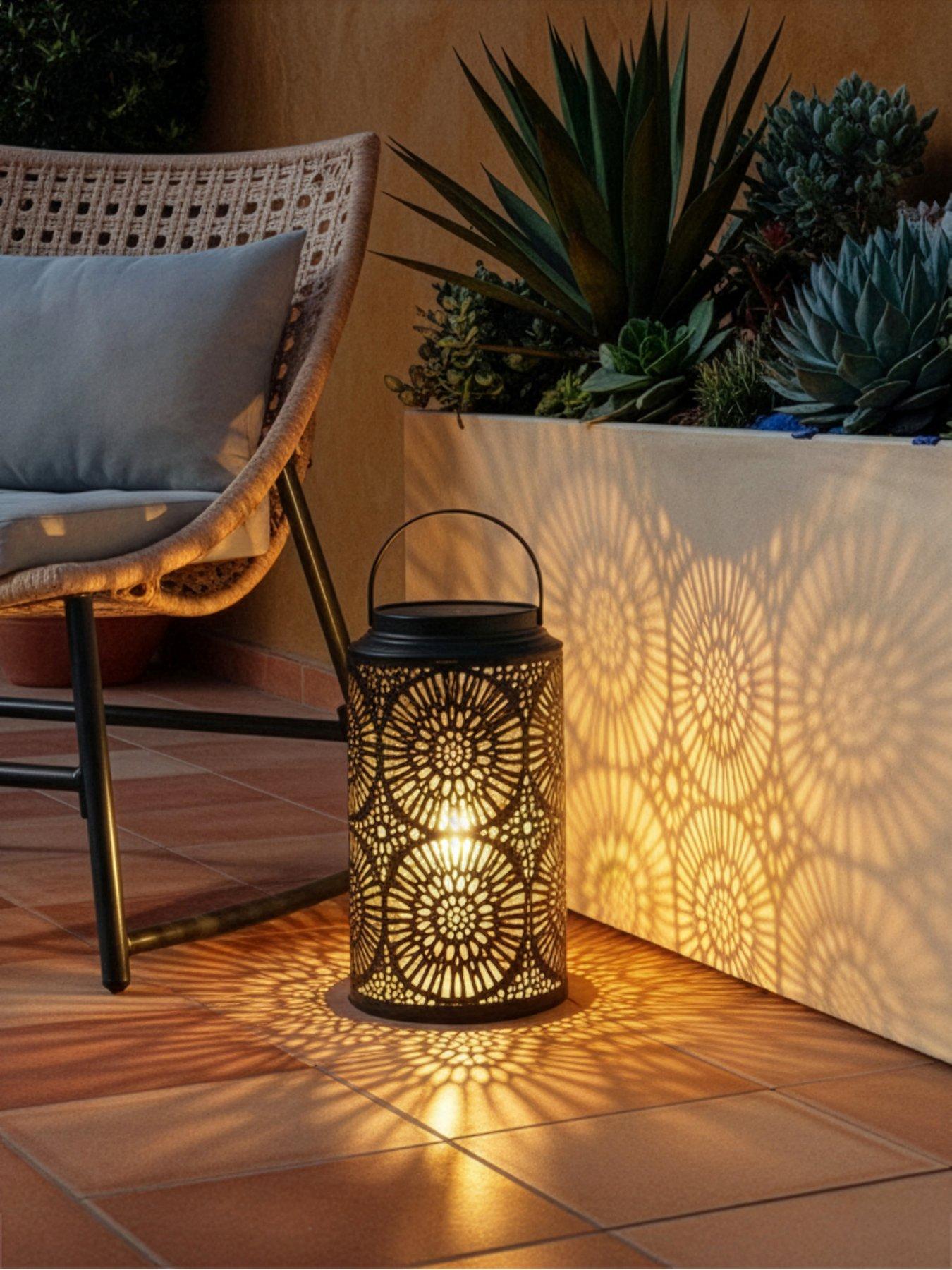 The Very Collection 32cm Mesh Solar Lantern with USB Charge- Black
