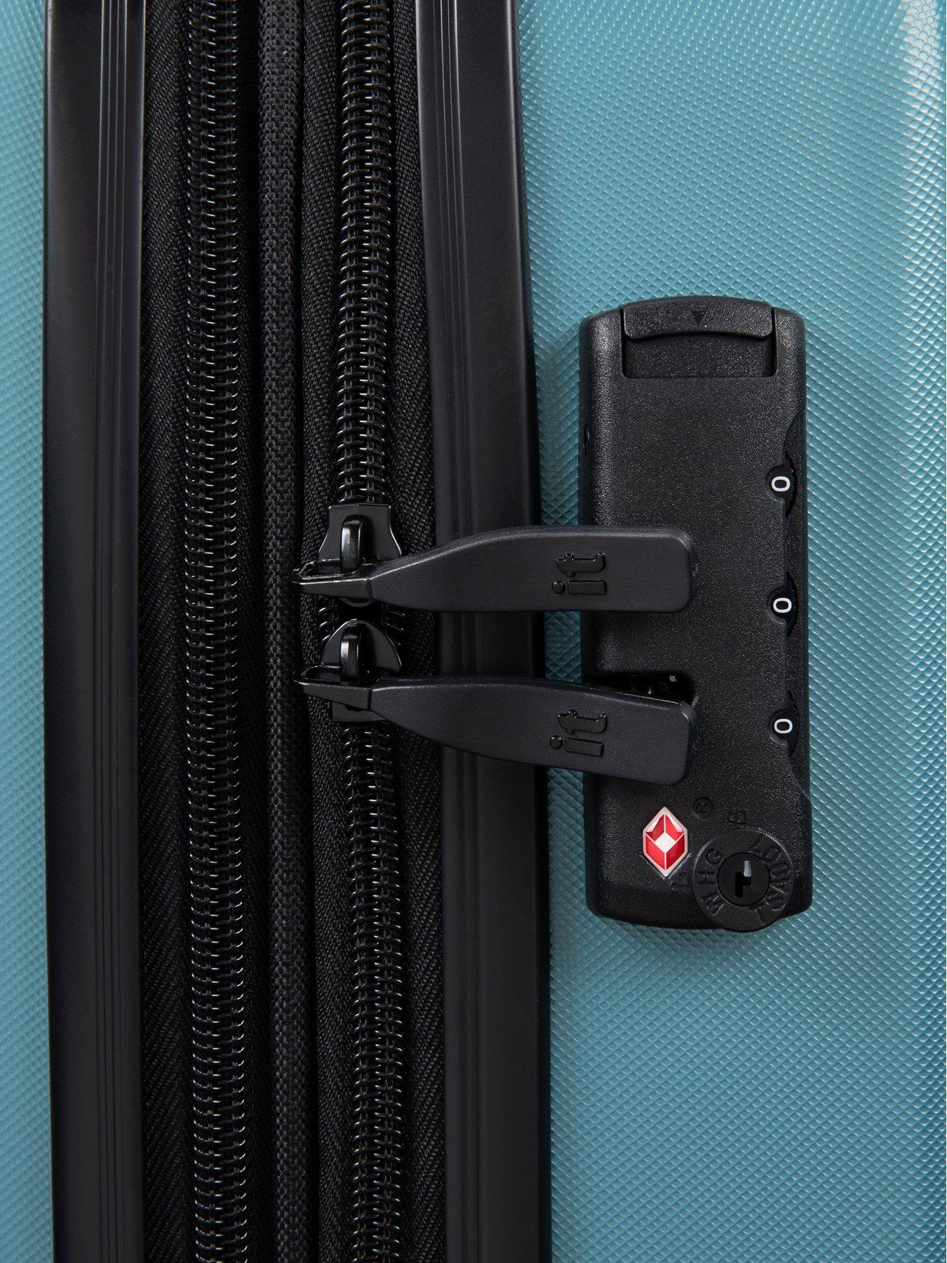 Image 5 of 7 of it Luggage Legion Smoke Blue Medium Suitcase
