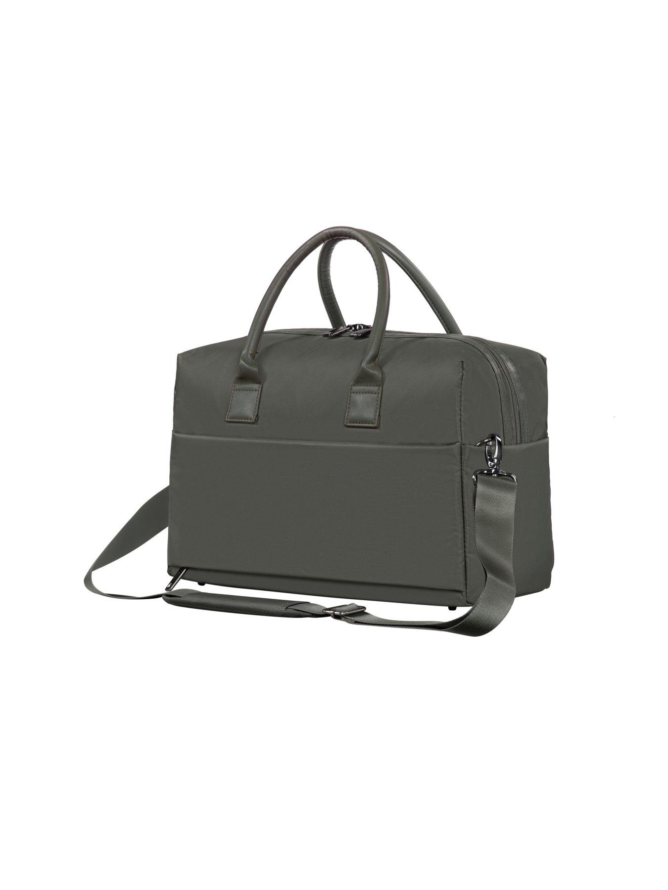 Image 4 of 7 of it Luggage Outpaced Olive Night Holdall