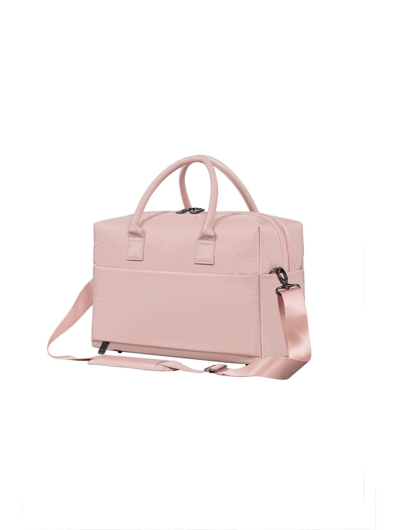 Image 4 of 7 of it Luggage Outpaced Cameo Rose Holdall