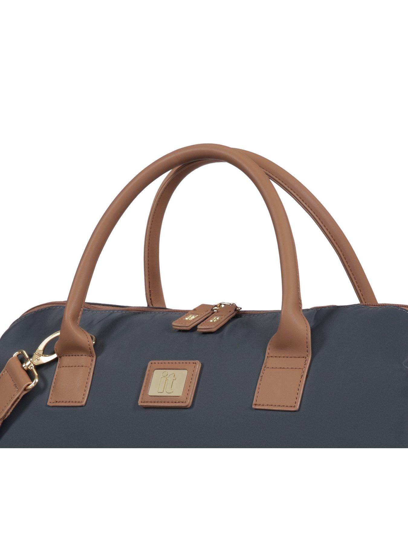 Image 5 of 7 of it Luggage Alluring Charcoal Holdall
