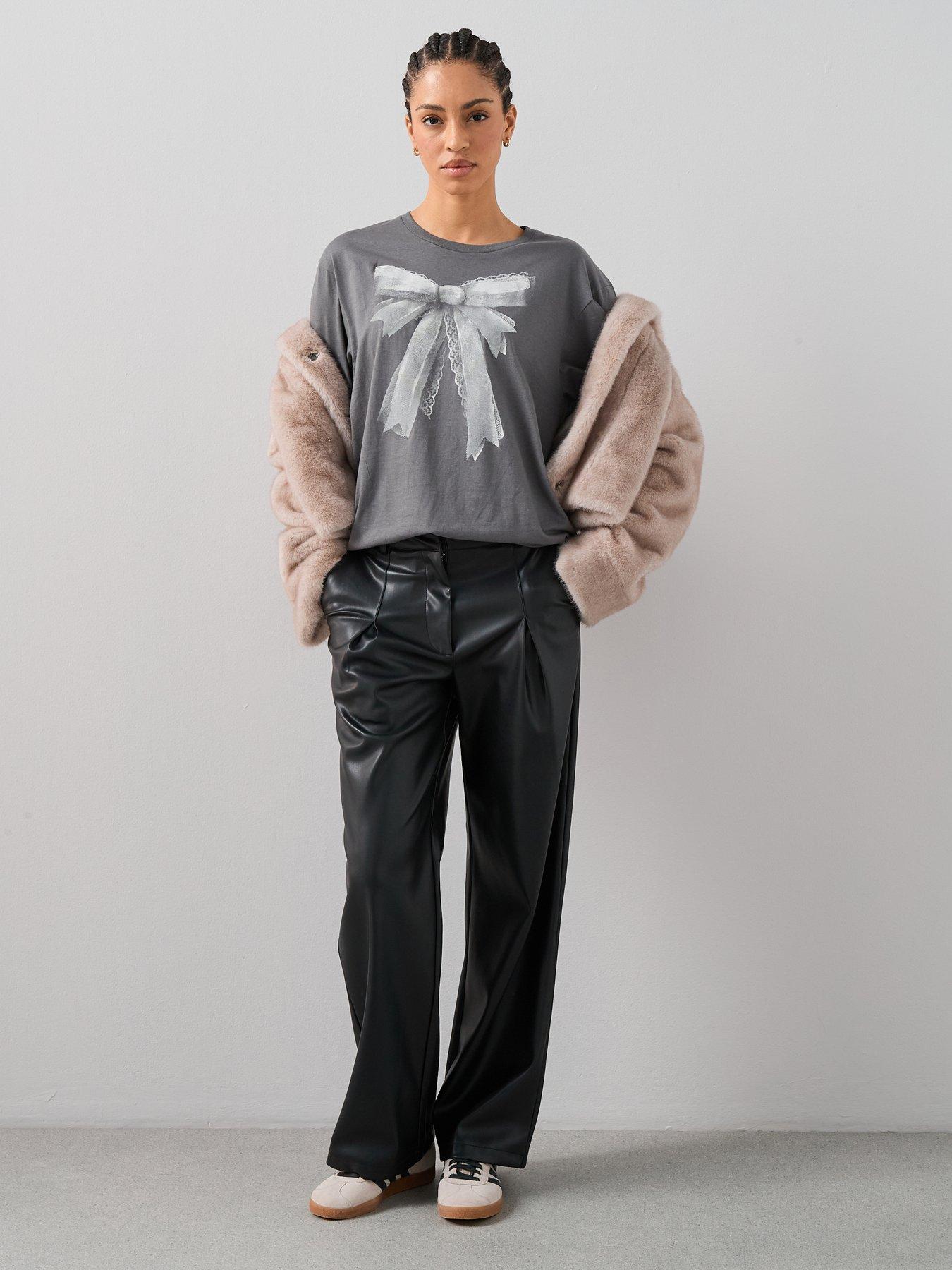  image of the-very-collection-bow-amp-lace-print-oversized-graphic-t-shirt-grey