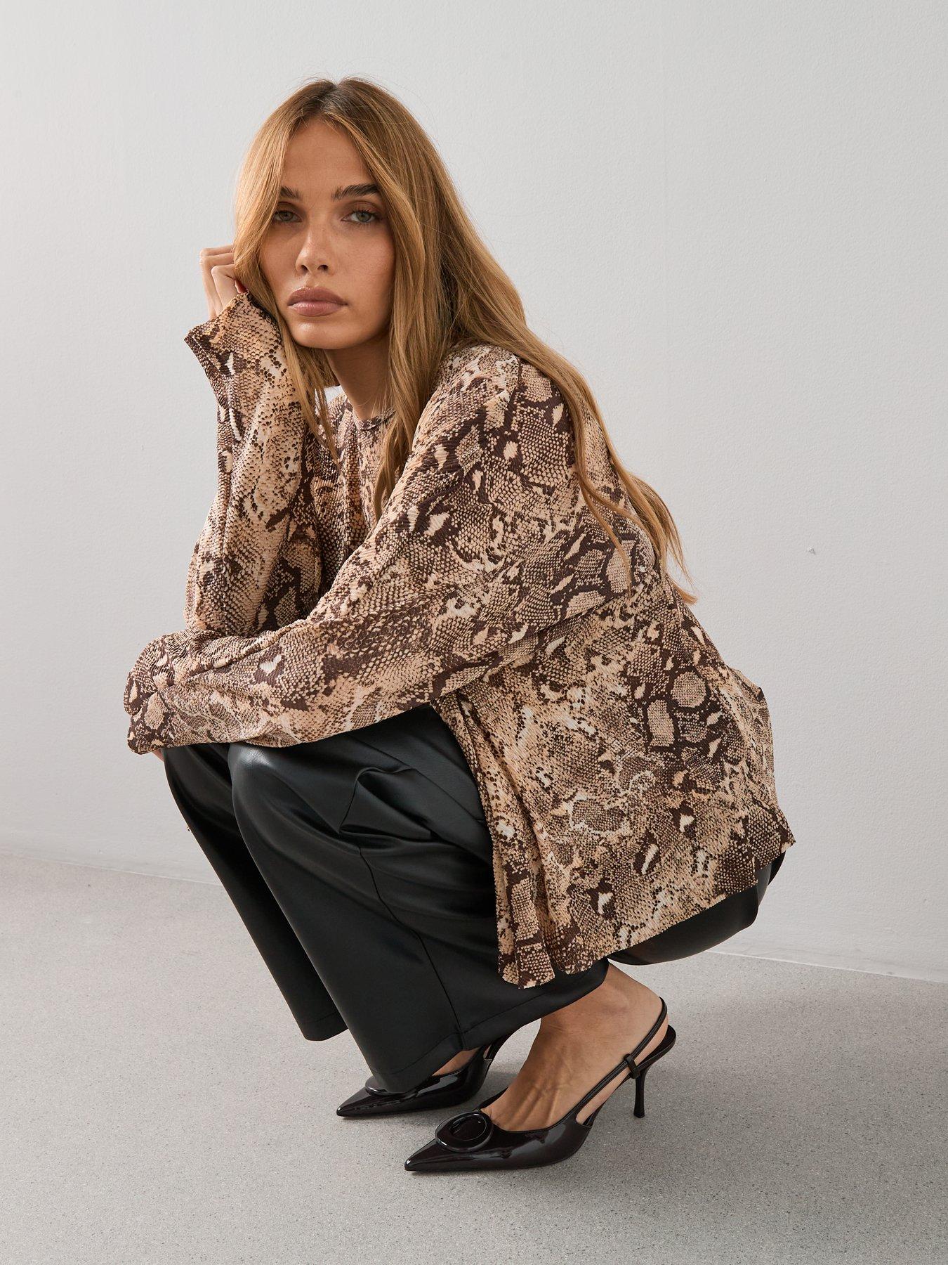 Image 5 of 7 of The Very Collection Long Sleeve Textured Snake Print Top