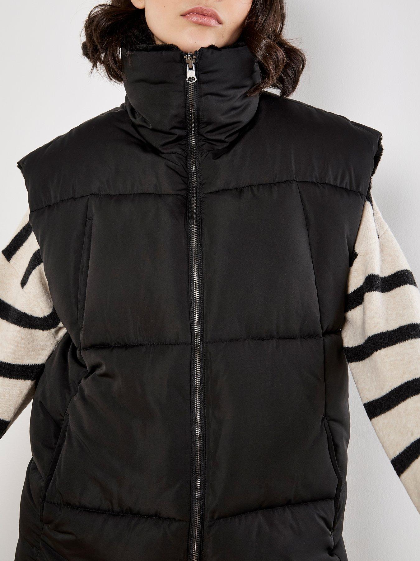 undefined Reversible Oversized Puffer Jack - Black