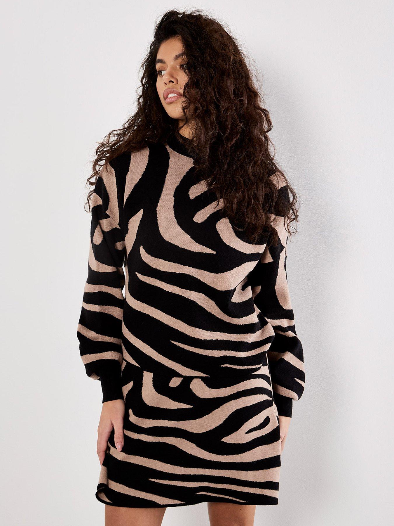undefined Zebra Jacquard Drop Shoulder Jumper - Black