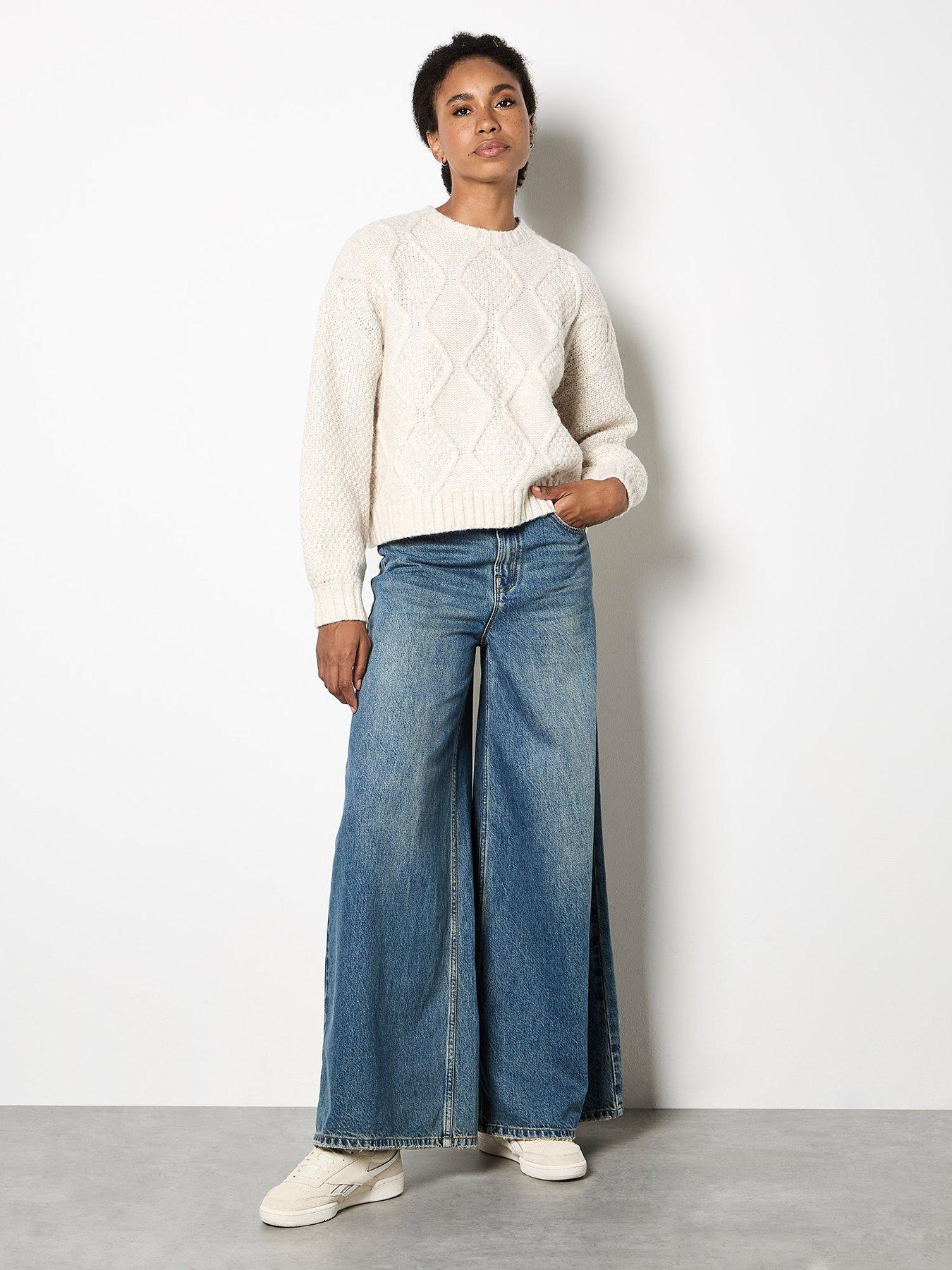  image of apricot-cable-front-chunky-crop-jumper-grey