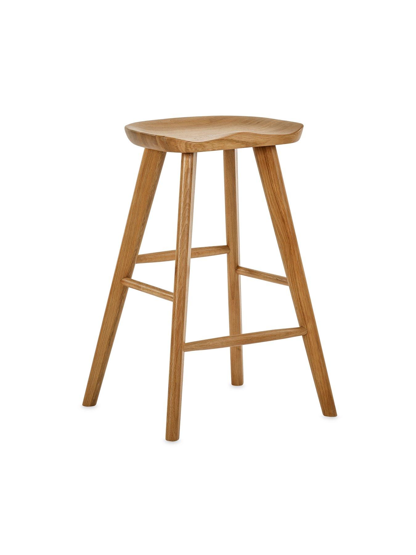  image of julian-bowen-mulu-solid-oak-bar-stool