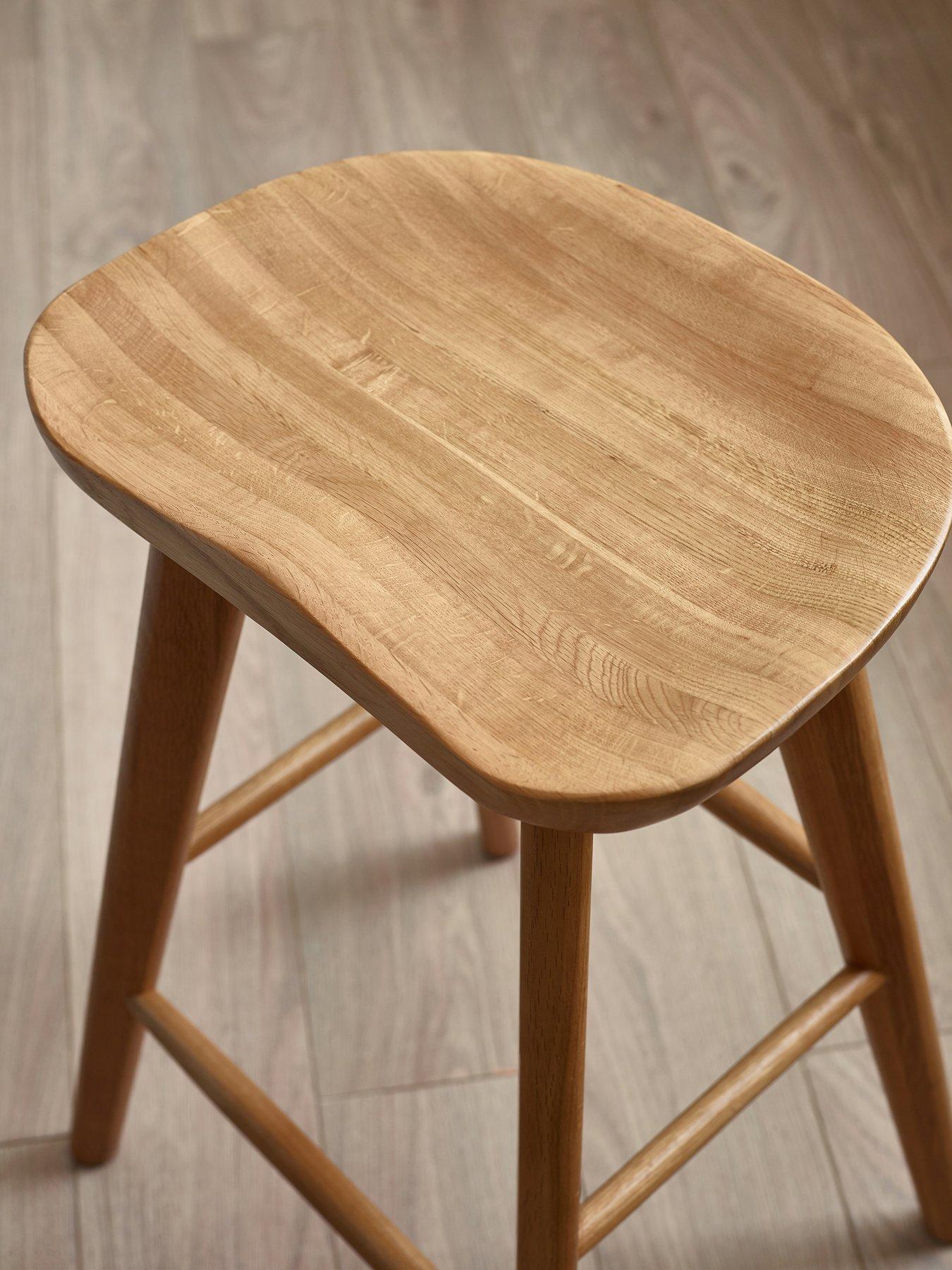 Image 4 of 6 of Julian Bowen Mulu Solid Oak Bar Stool