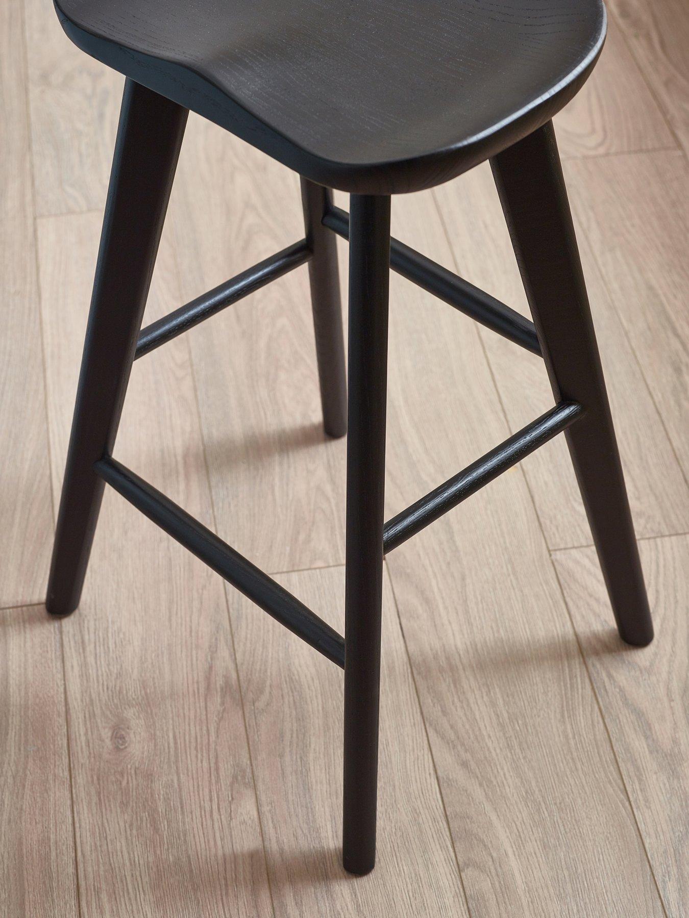 Image 5 of 6 of Julian Bowen Mulu Solid Oak Bar Stool