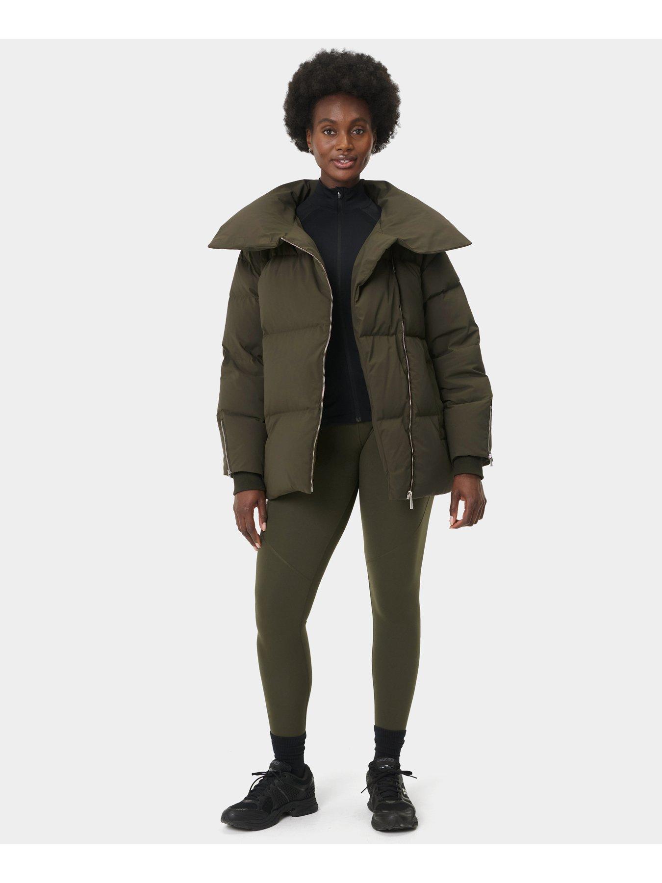  image of sweaty-betty-nimbus-cloudweight-short-puffer-jacket-green