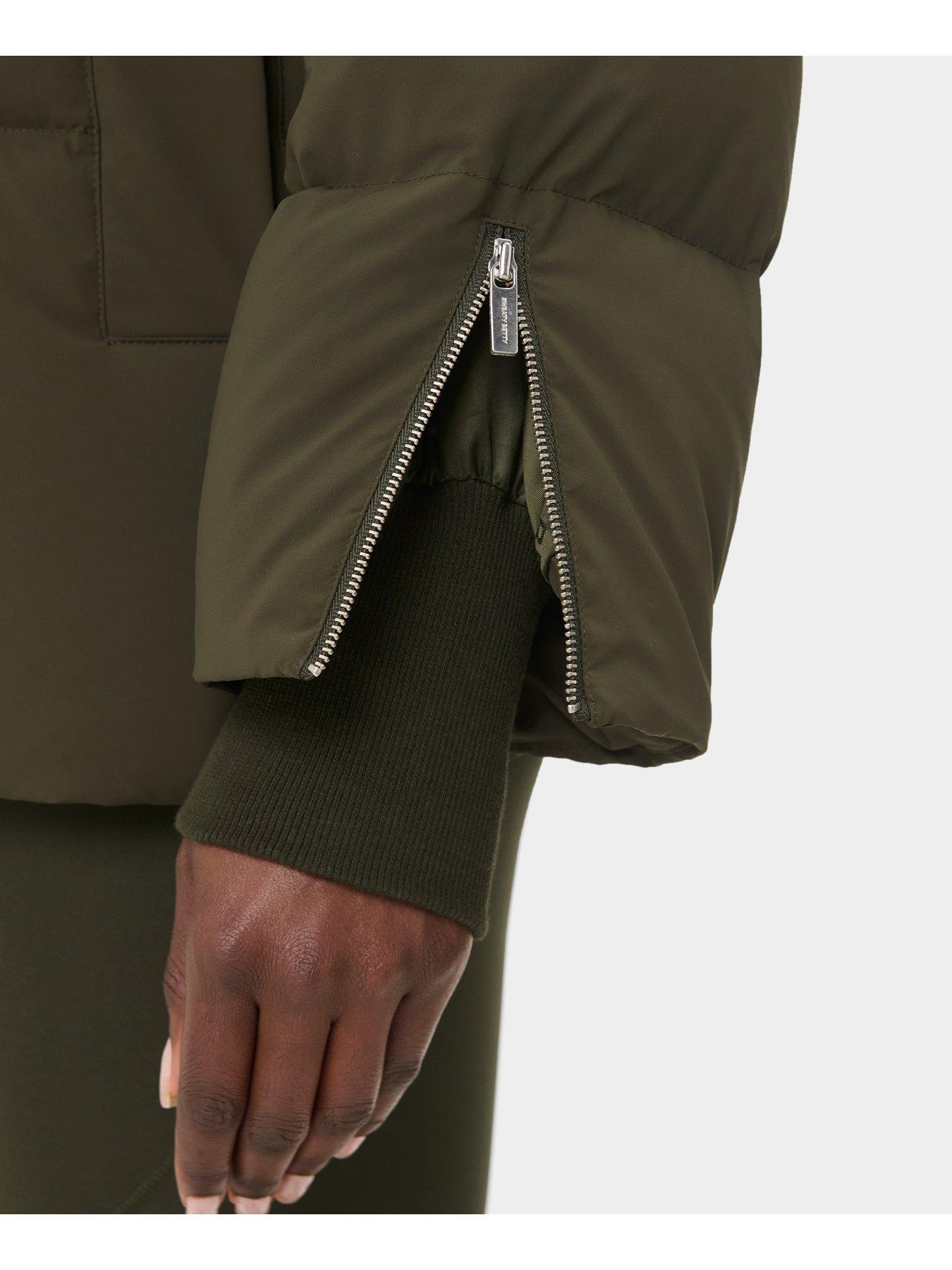 Image 4 of 6 of Sweaty Betty Nimbus Cloudweight Short Puffer - Green