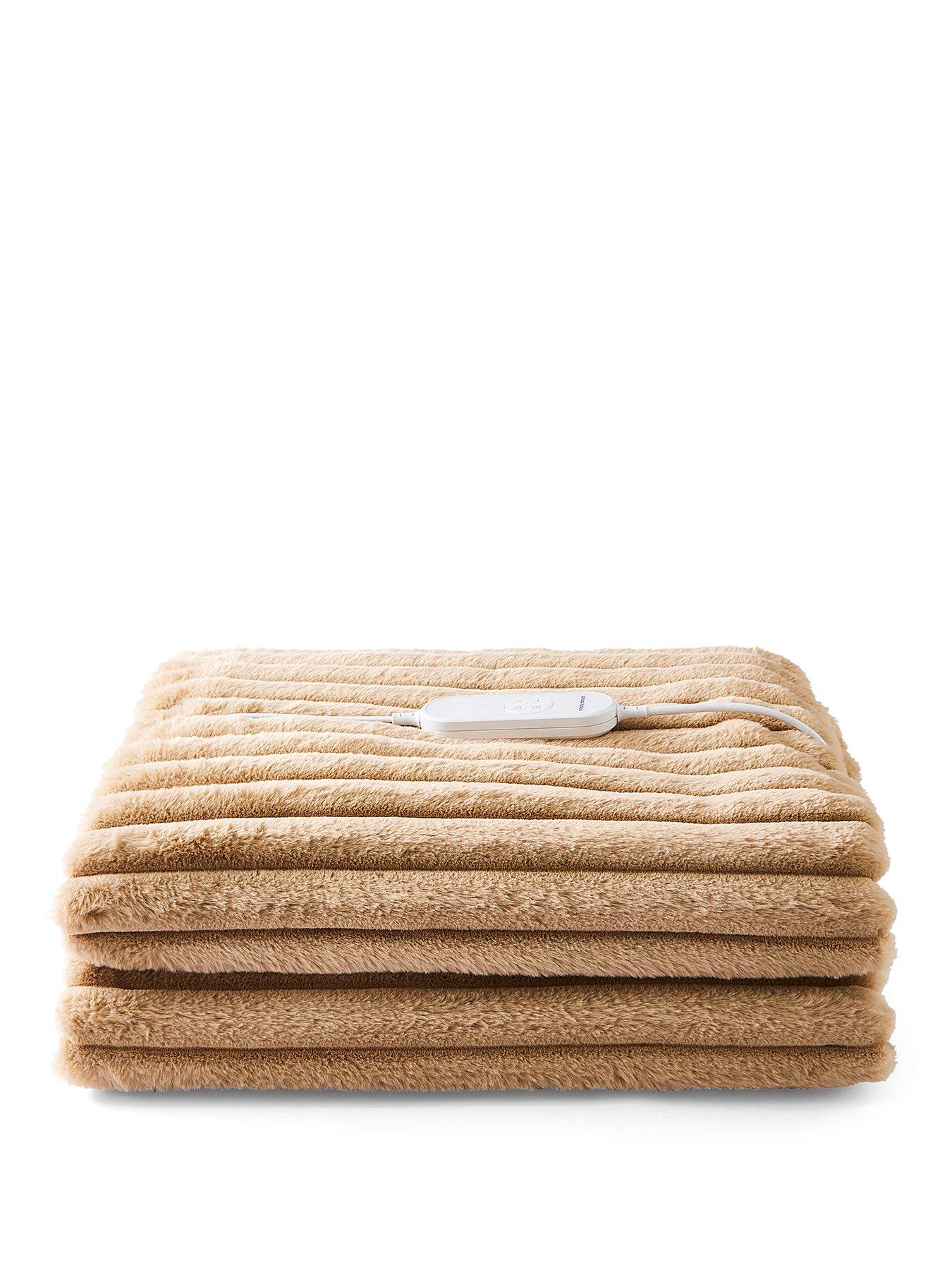 Morphy Richards Flannel Fleece & Striped Faux Fur Throw 160cm X 130cm Mocca