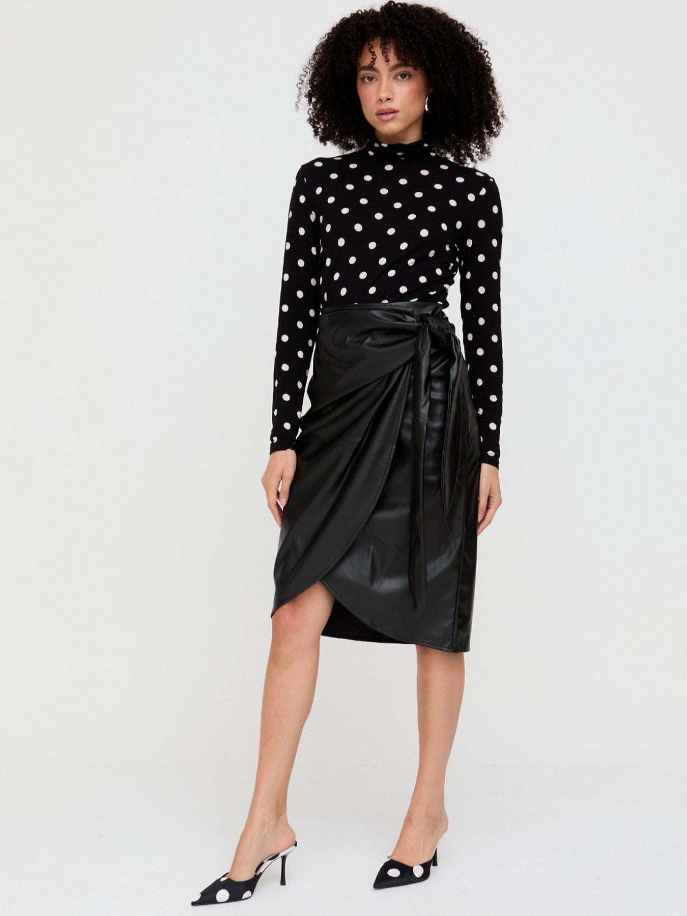  image of lily-lionel-nia-skirt-black