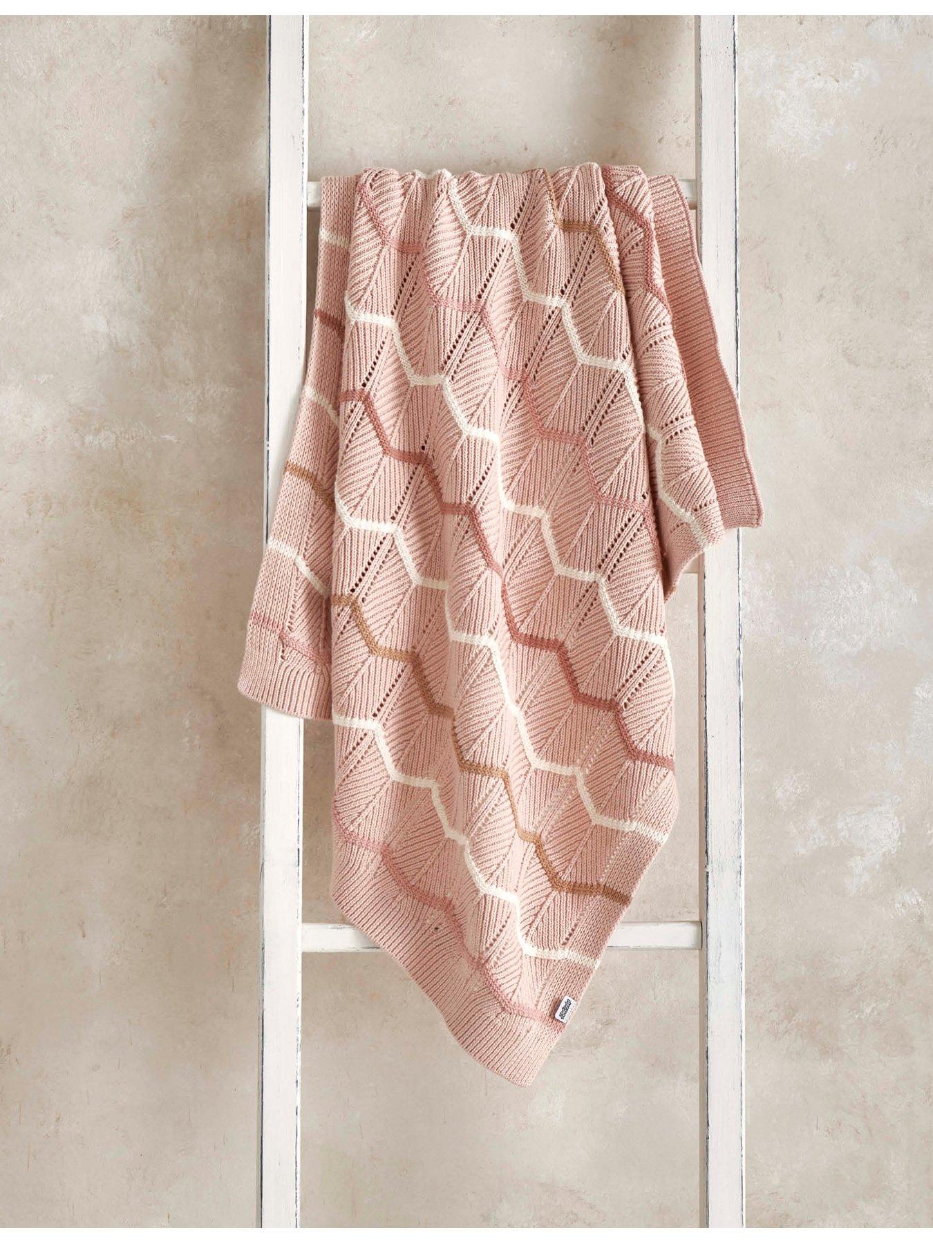 mamas-papas-knitted-blanket-pink-wave