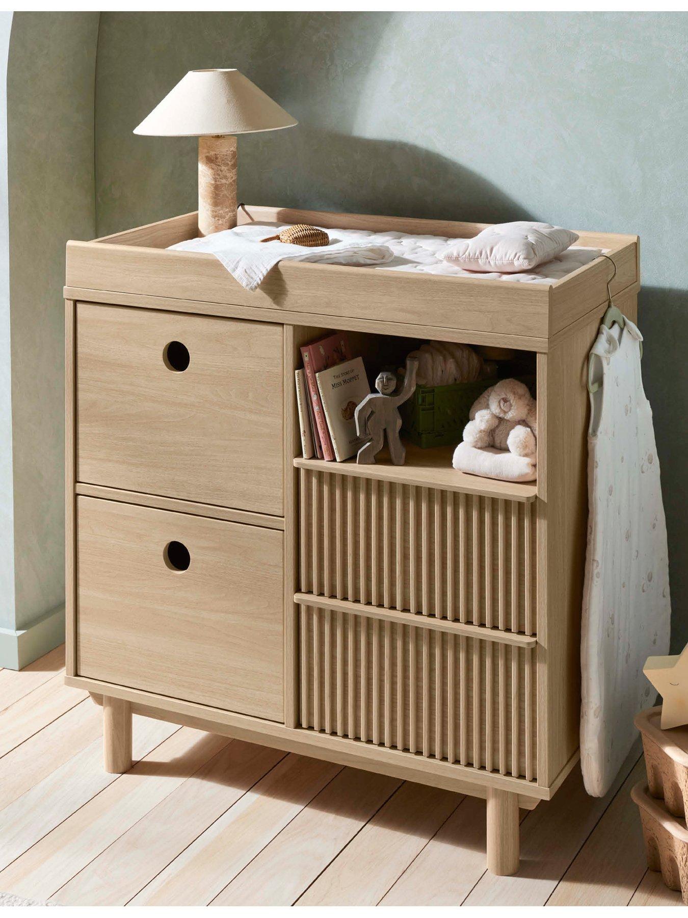 Mamas & Papas Oska Narrow Dresser Changer - Natural Oak