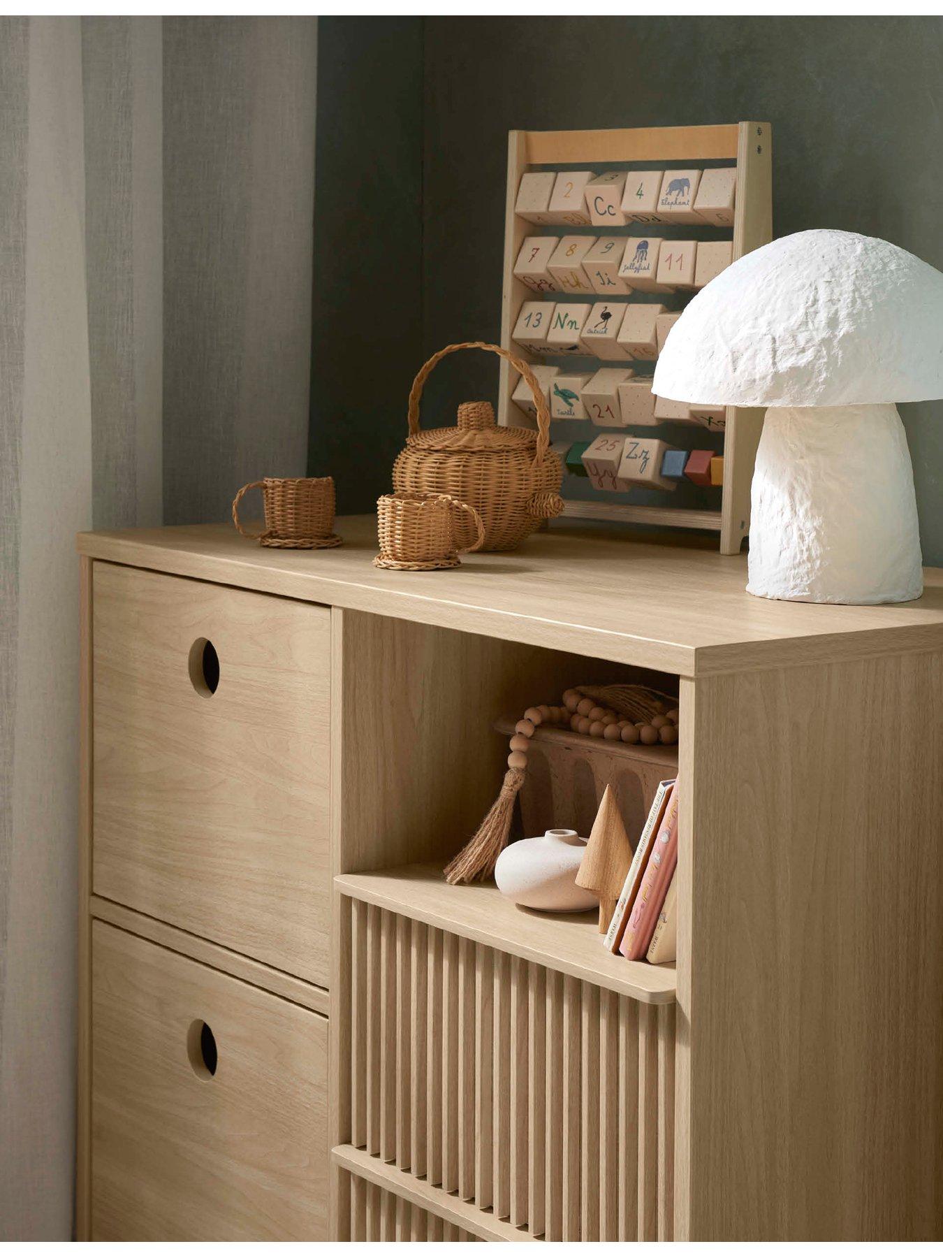 Image 7 of 7 of Mamas & Papas Oska Narrow Set (Cotbed, Narrow Dresser)  - Natural Oak