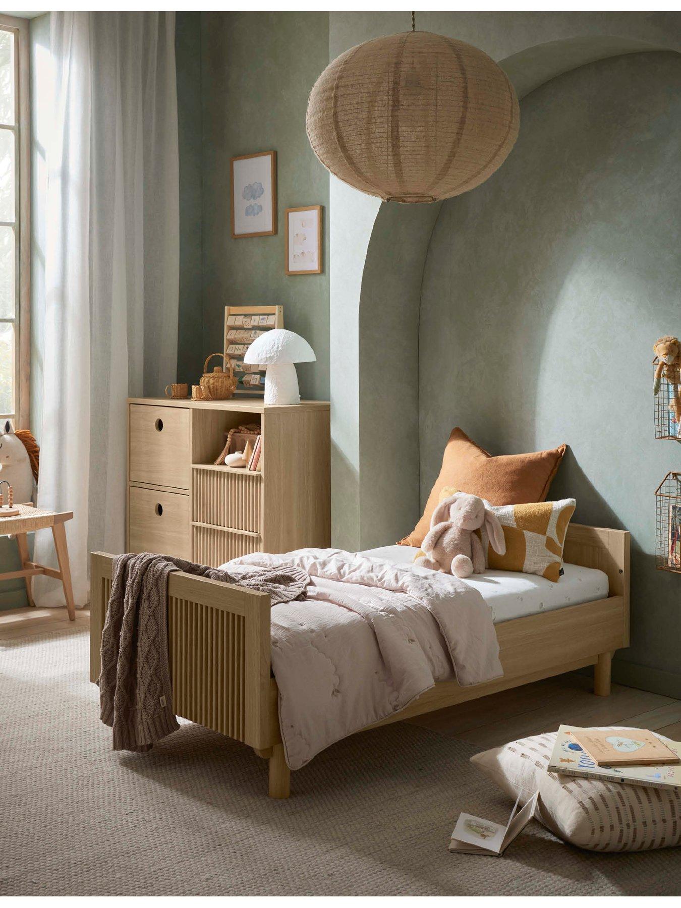 Image 3 of 7 of Mamas & Papas Oska Narrow Range (Cotbed, Narrow Dresser &amp; Wardrobe) - Natural Oak
