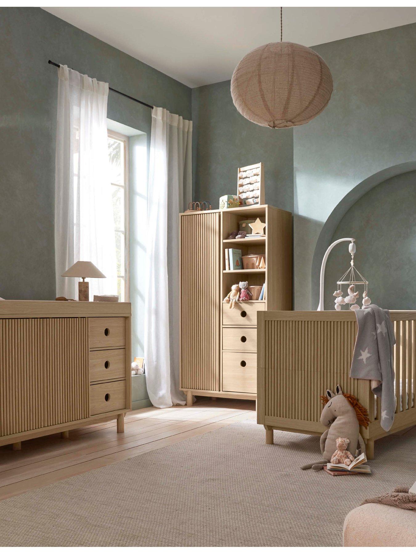Mamas & Papas Oska Wide Range (Cotbed, Wide Dresser  &  Wardrobe)