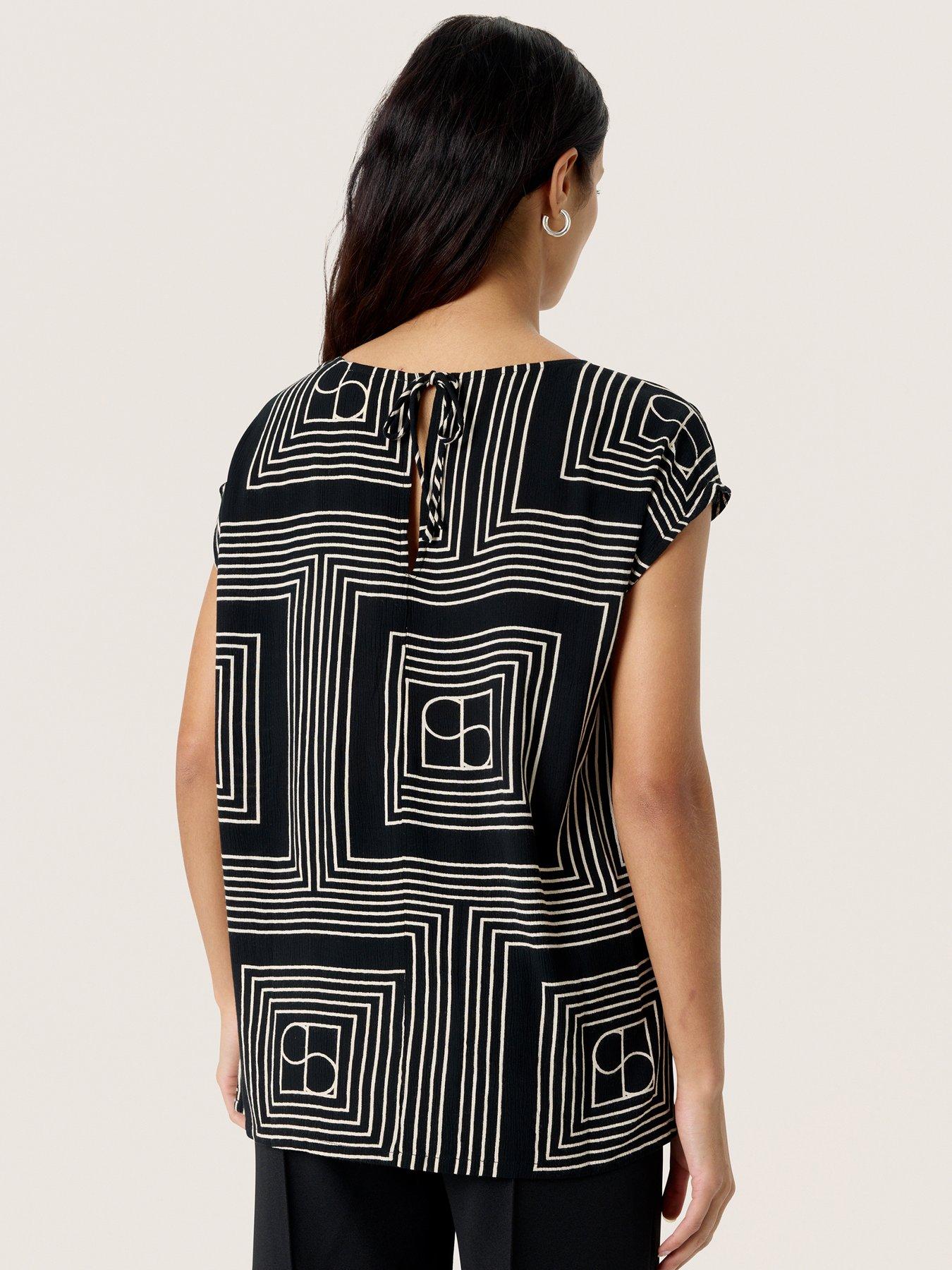  image of soaked-in-luxury-zaya-top-black