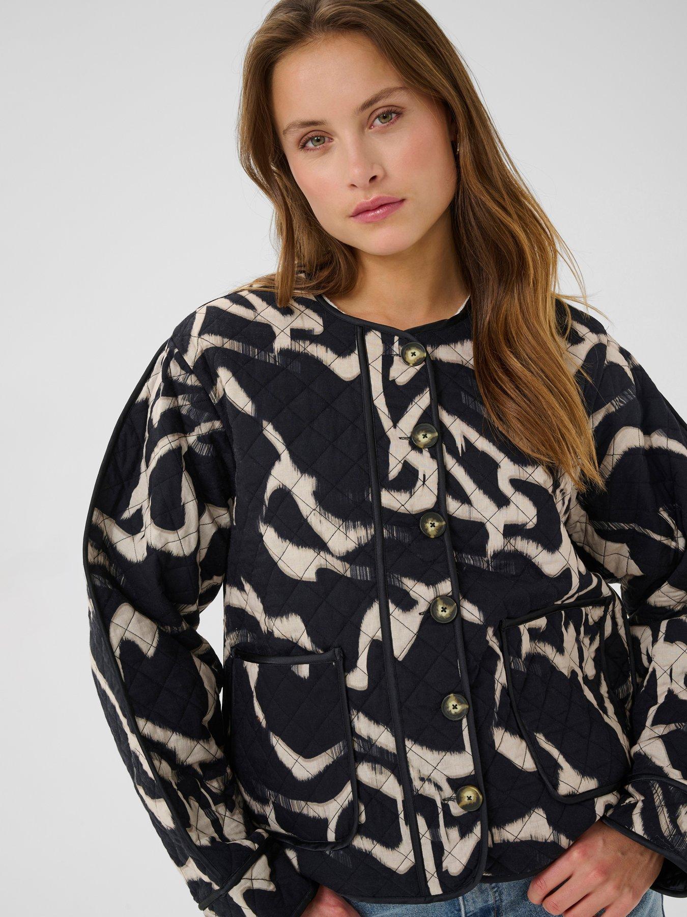 Image 3 of 5 of Kaffe Kakayla Jacket - Black