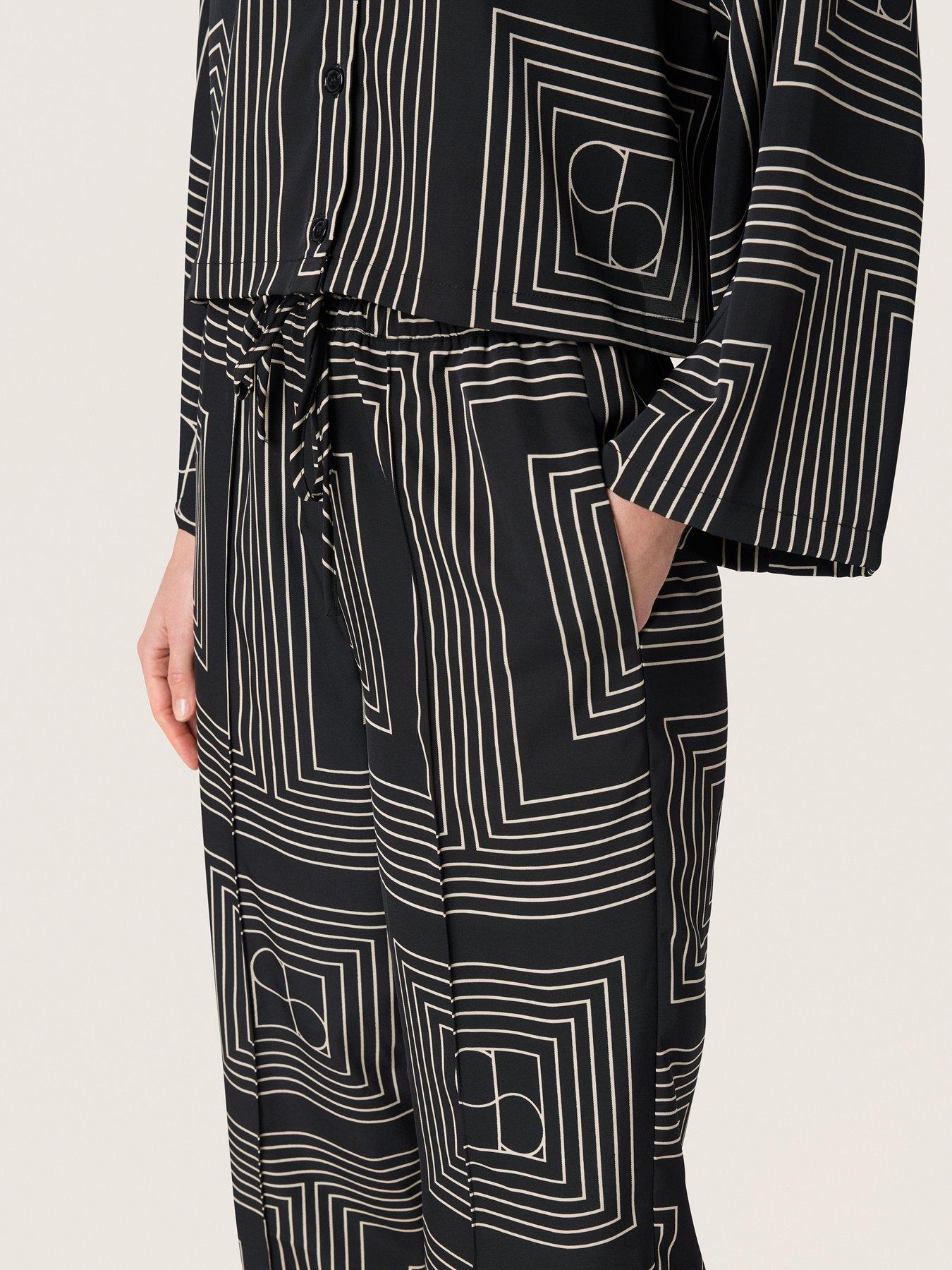 Image 3 of 5 of Soaked In Luxury Sltopaz Trousers - Black