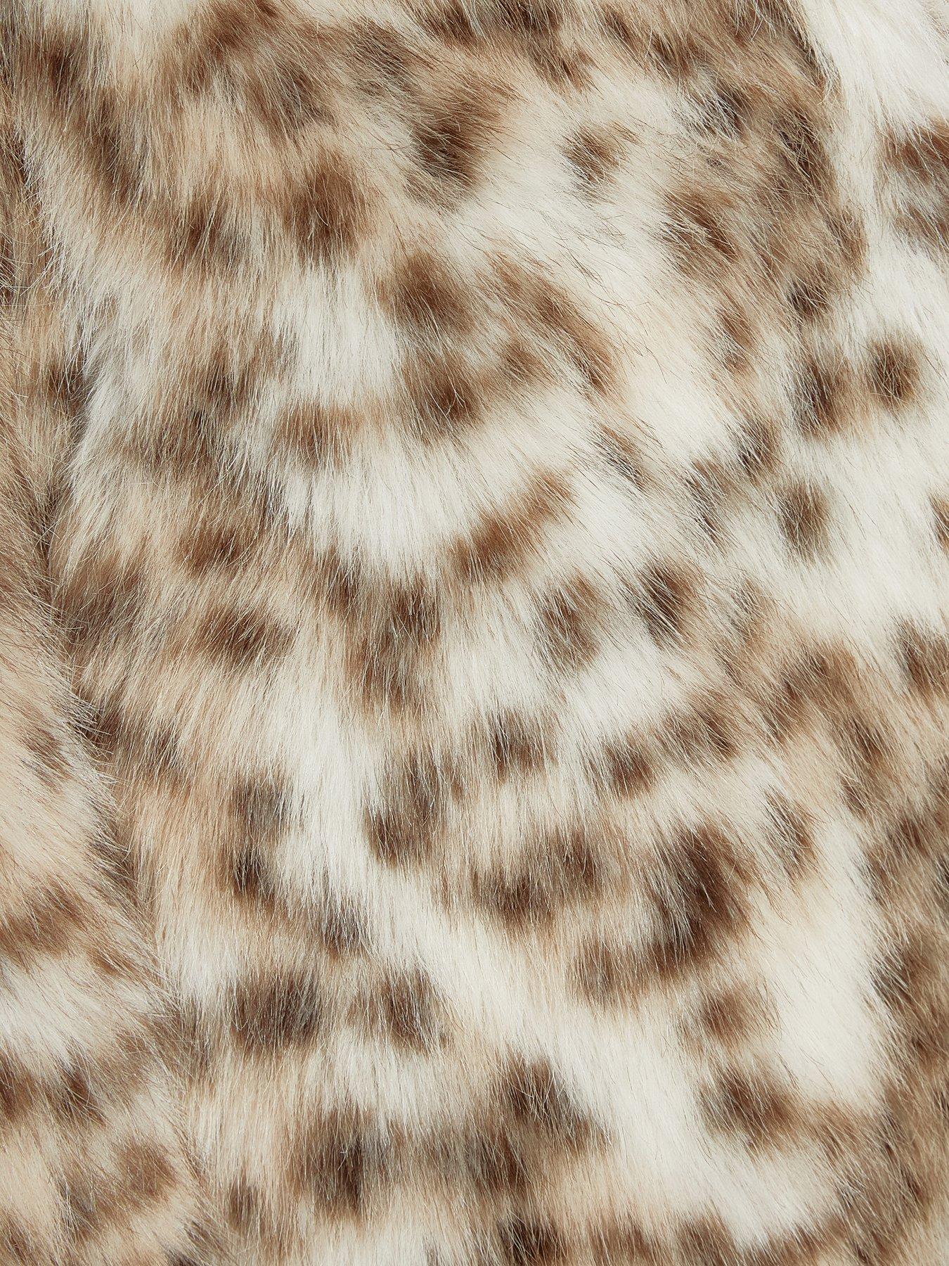 Image 4 of 6 of Quiz Brown Faux Fur Leopard Print Jacket