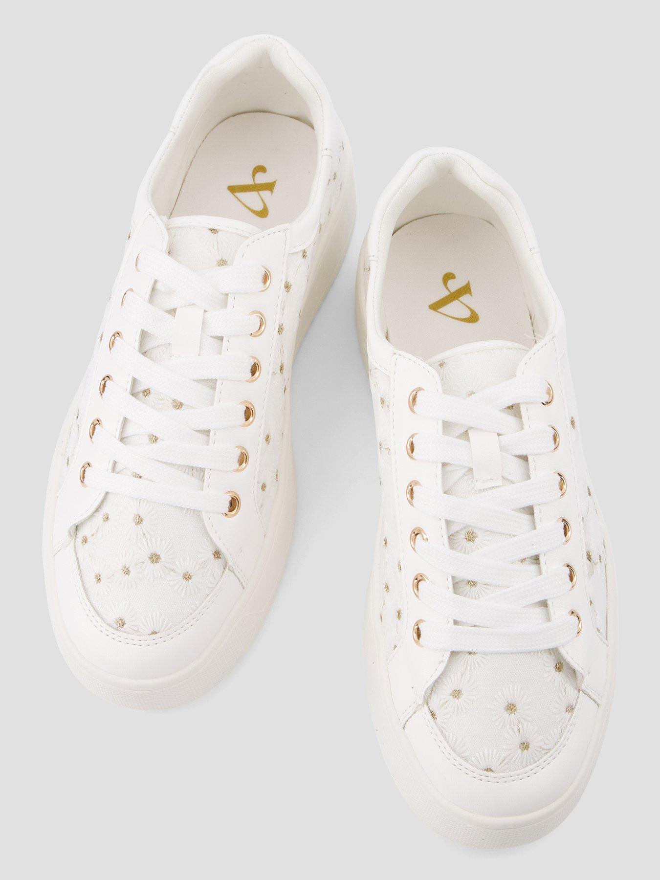 Image 3 of 7 of The Very Collection Wide Fit Flatform Trainer With Daisy - White