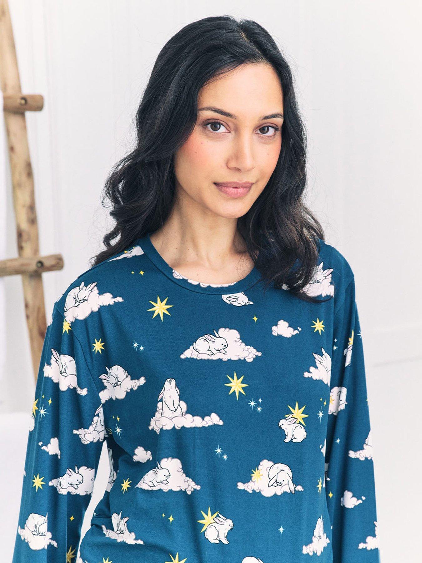 Image 3 of 5 of CHELSEA PEERS Chelsea Peers Maternity Long Sleeve Crew Neck Set With Sleeping Bunny Print In Polyester