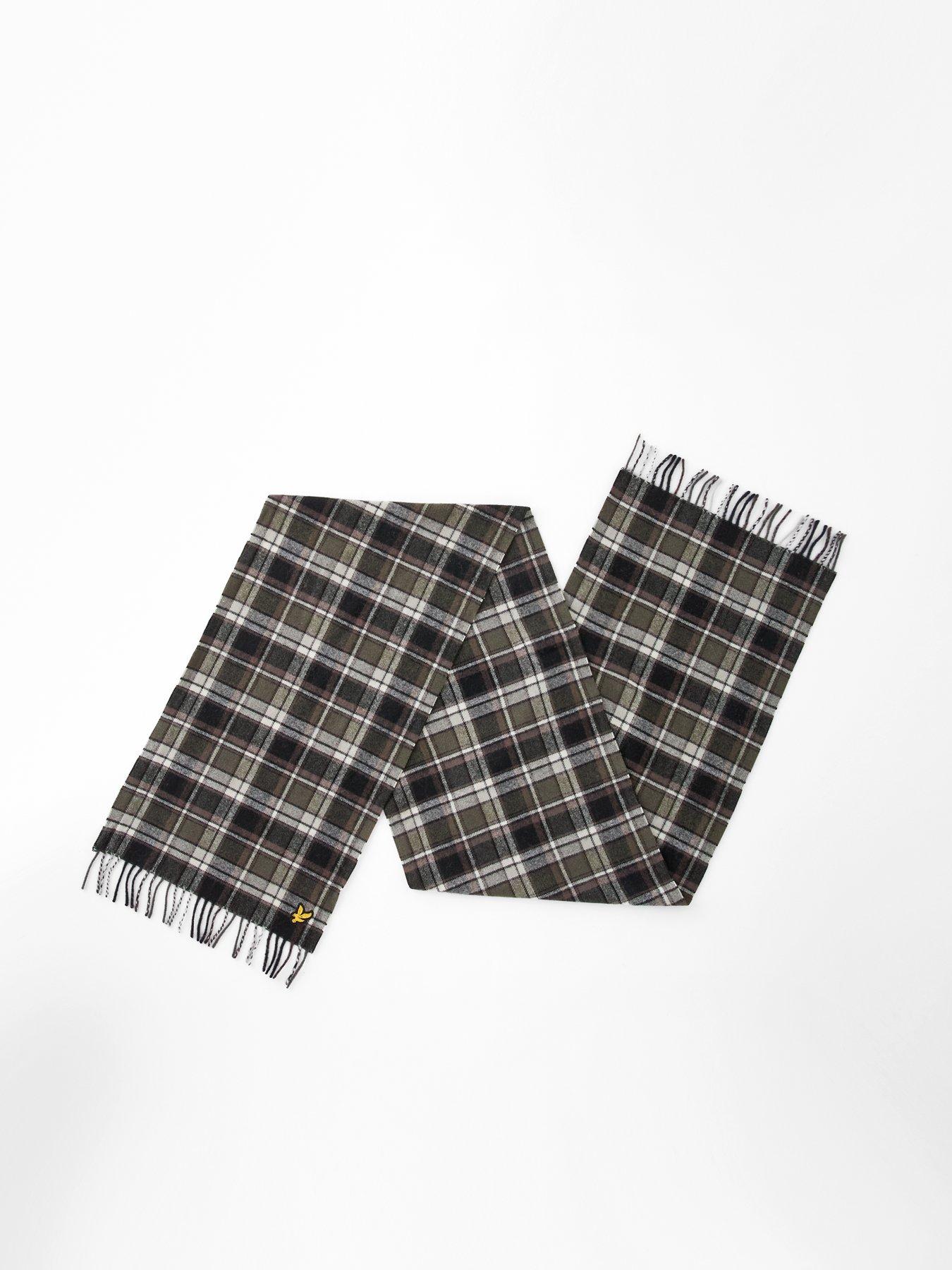  image of lyle-scott-lambswool-blend-scarf-and-beanie-set-black