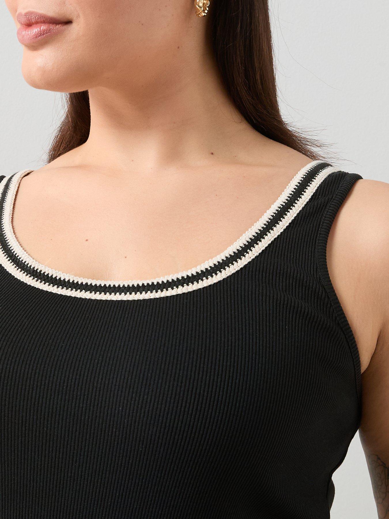 Image 5 of 6 of The Very Collection Curve Stitch Detail Rib Vest - Black