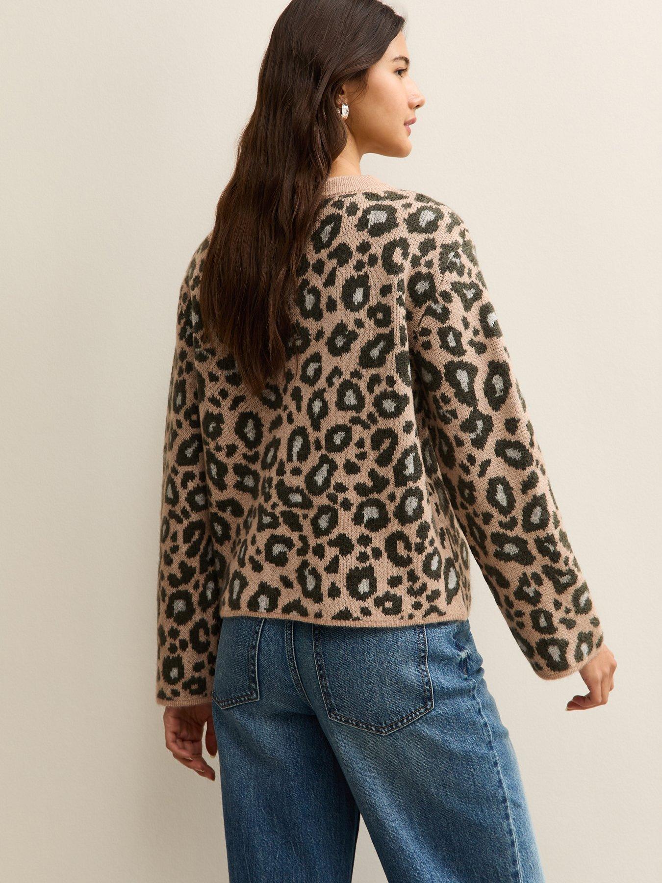 stillFront image of new-look-pink-leopard-crew-neck-jumper-brown