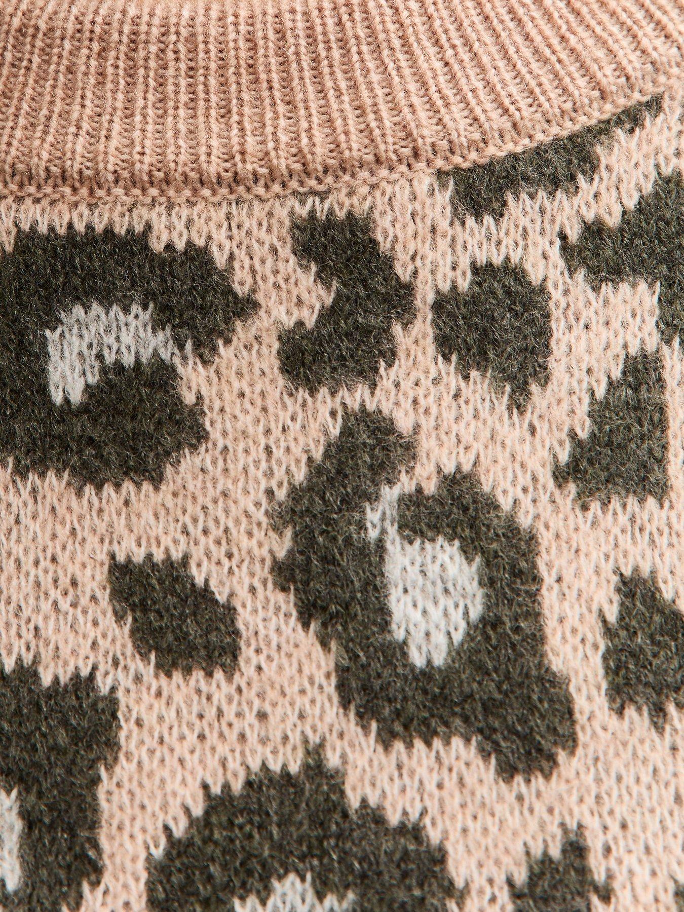  image of new-look-pink-leopard-crew-neck-jumper-brown