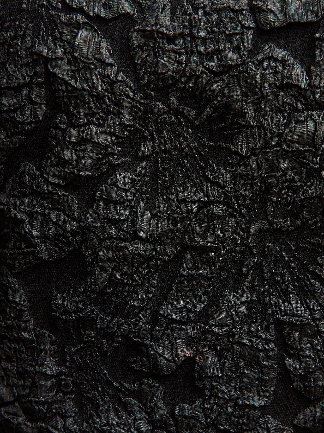 Image 5 of 5 of New Look Black Floral Jacquard Short Sleeve Top