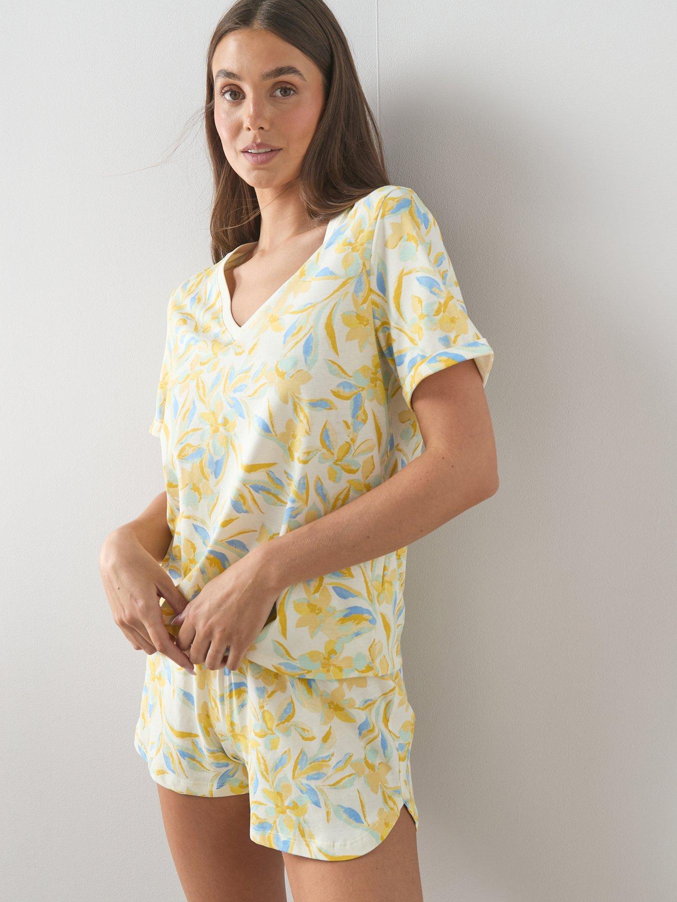 The Very Collection Aop Floral V Neck Tshirt And Short Pj Set