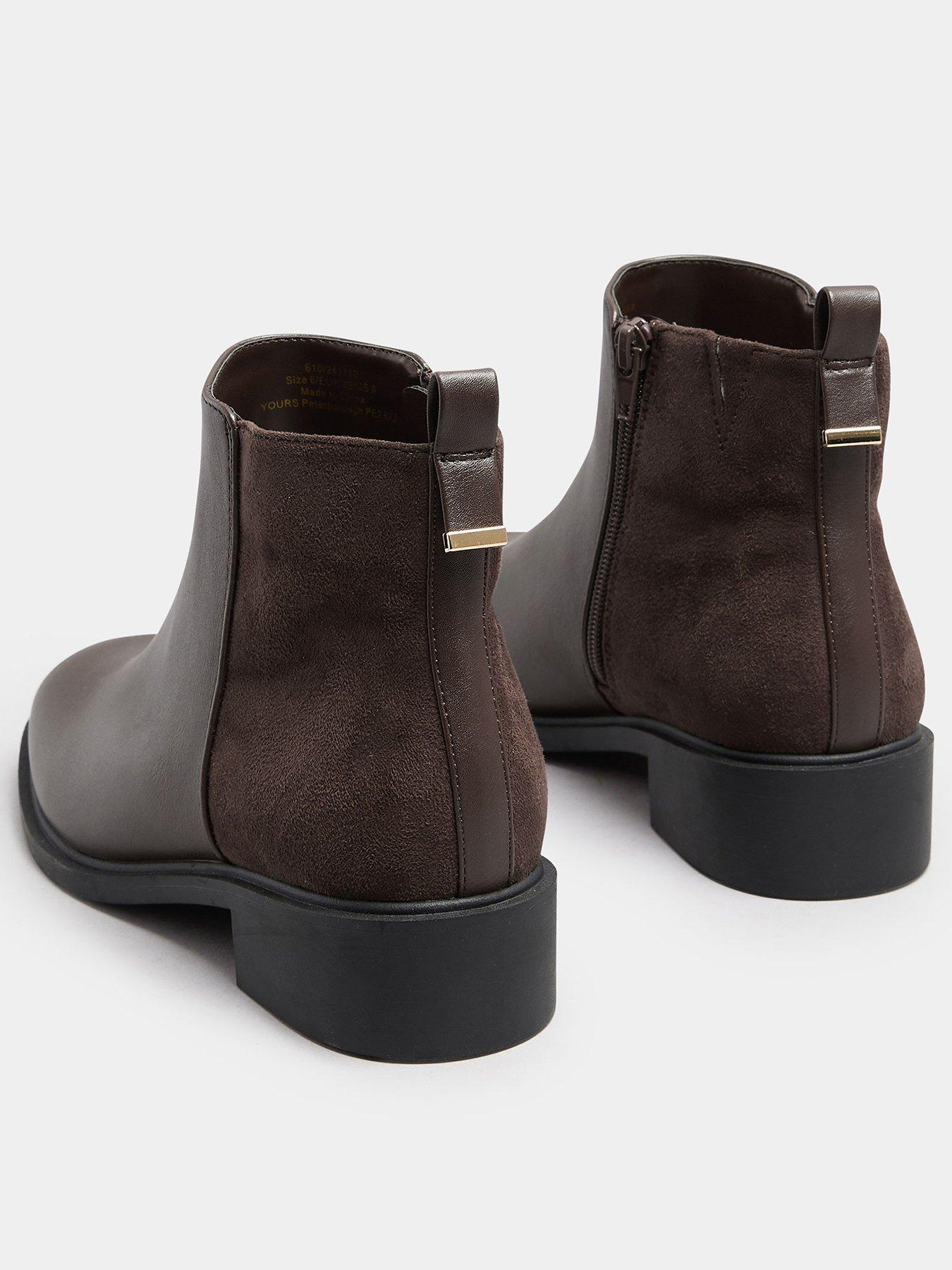 Image 3 of 4 of Yours Wide Fit Metal Trim Ankle Boot - Brown