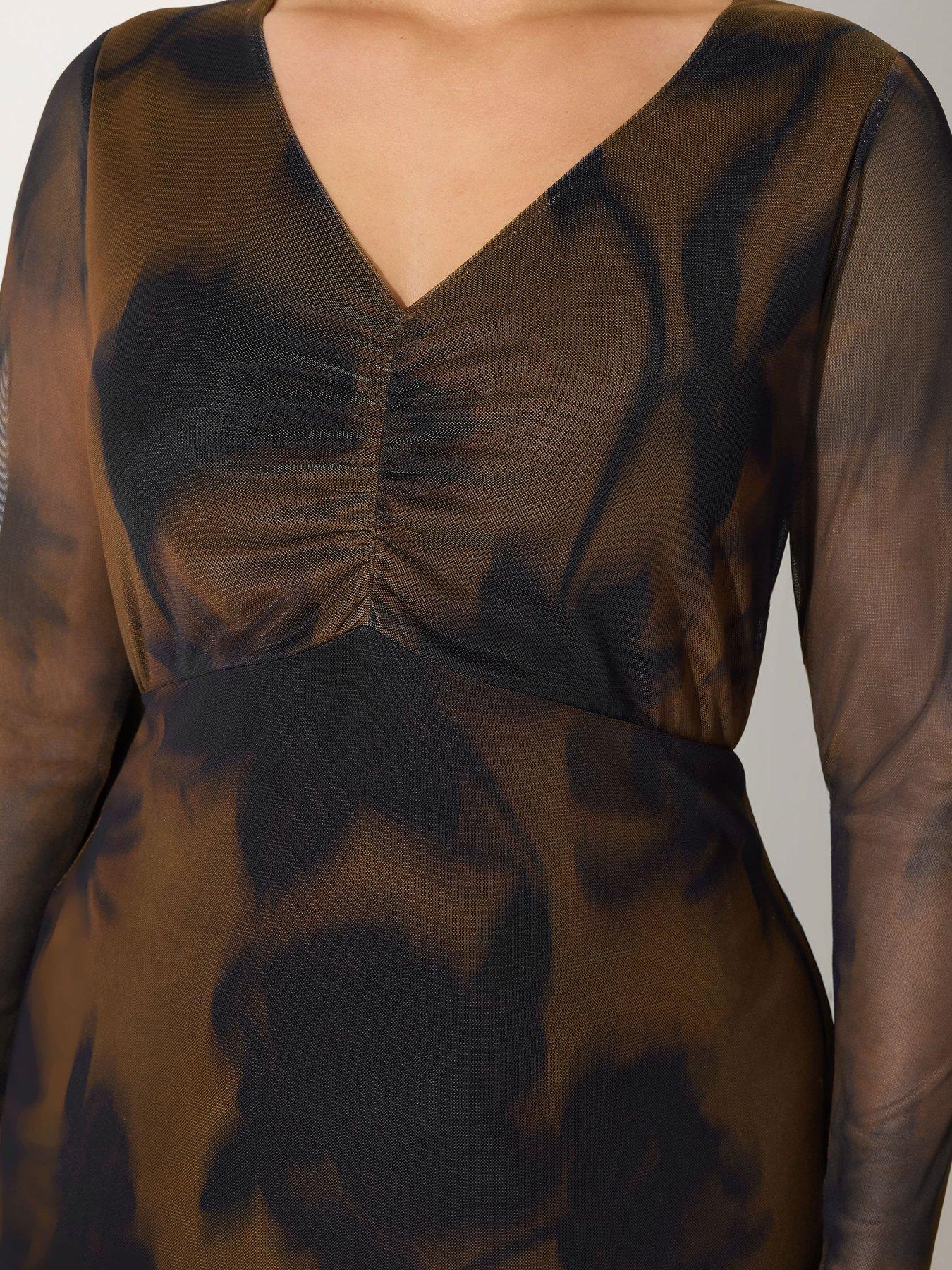 Image 4 of 4 of Yours Curve Floral Blur Bust Detail Dress - Brown