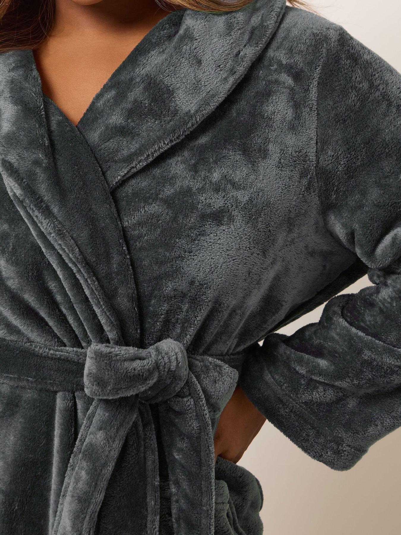 Image 4 of 4 of Yours Curve Super Luxe Shawl Maxi Robe - Grey