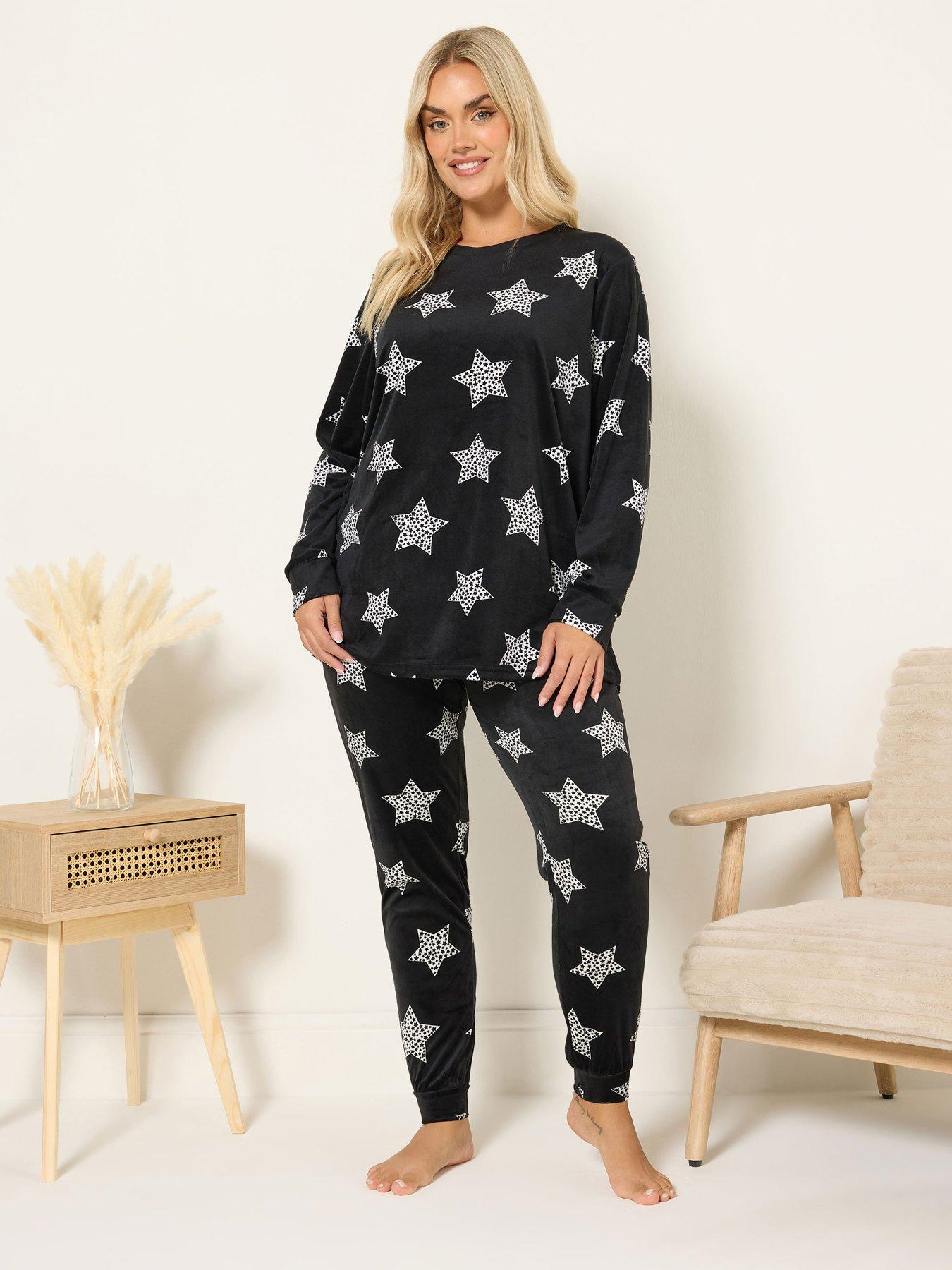 Yours Curve Stars Fleece Pyjama Set - Black