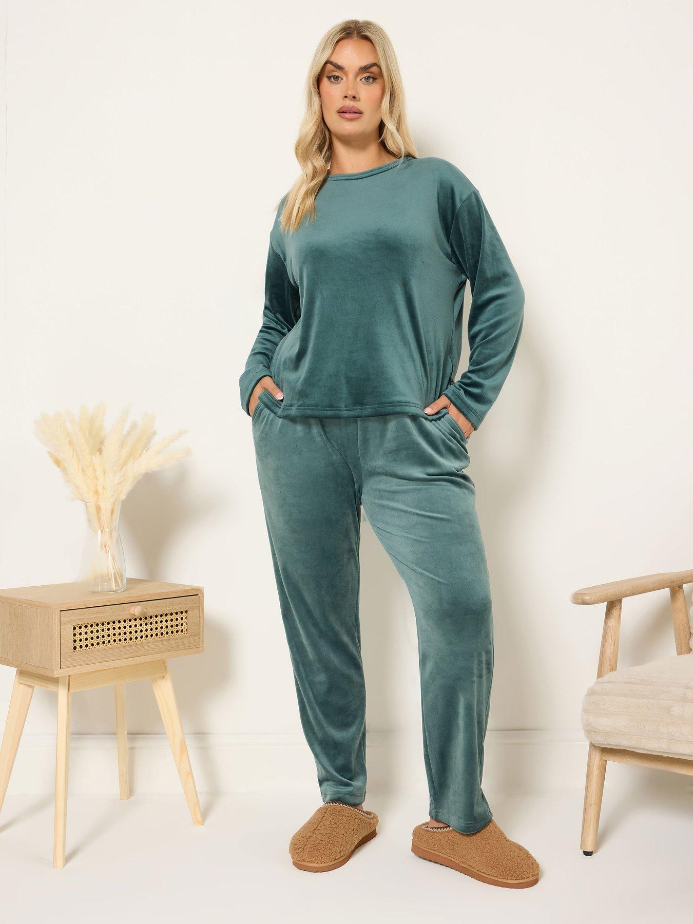 Image 3 of 4 of Yours Curve Super Luxe Pyjama Set - Green
