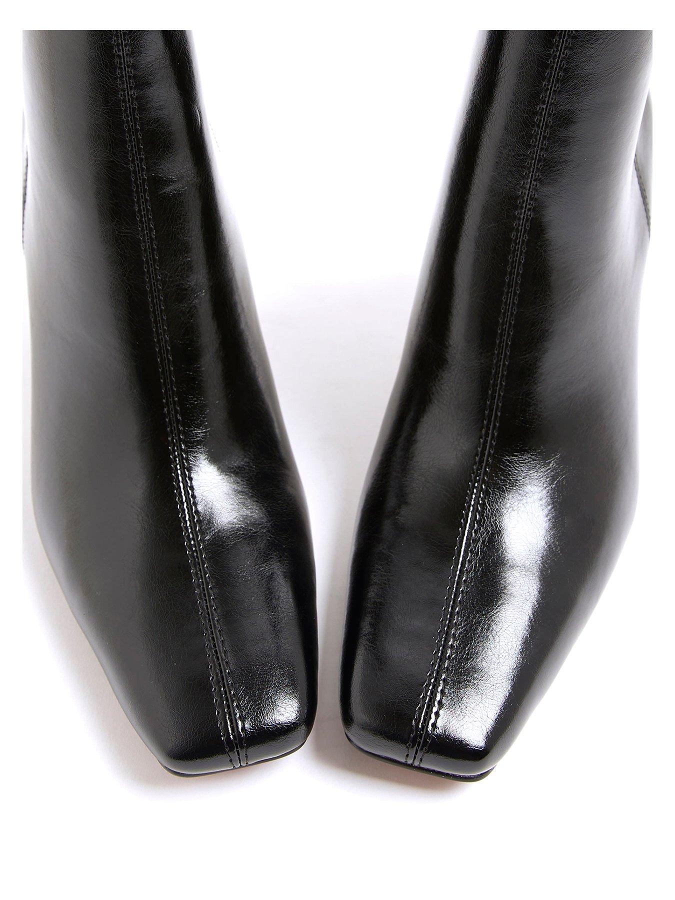 Image 5 of 5 of River Island Chisel Toe Heeled Ankle Boot - Black