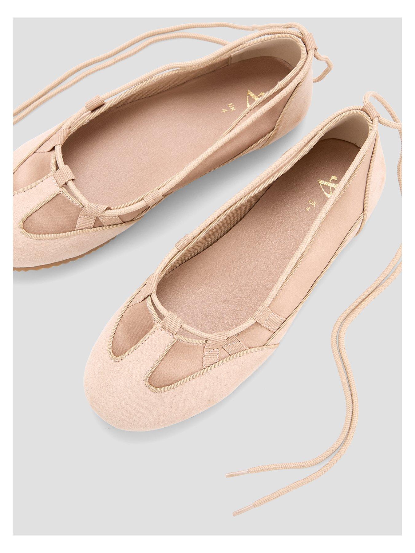Image 4 of 7 of The Very Collection Sneakerina - Natural