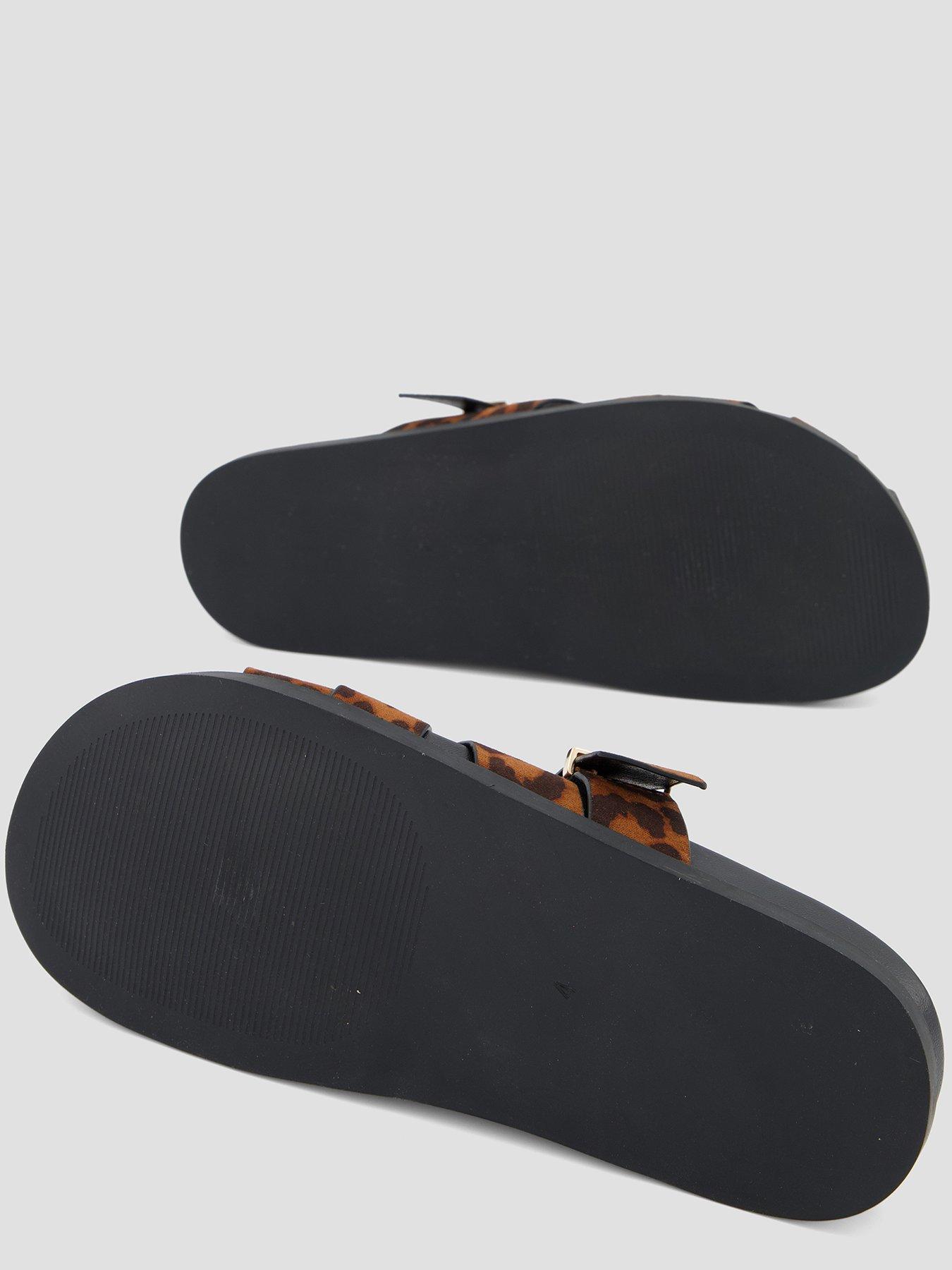 Image 4 of 7 of The Very Collection Caged Mule Clog - Leopard